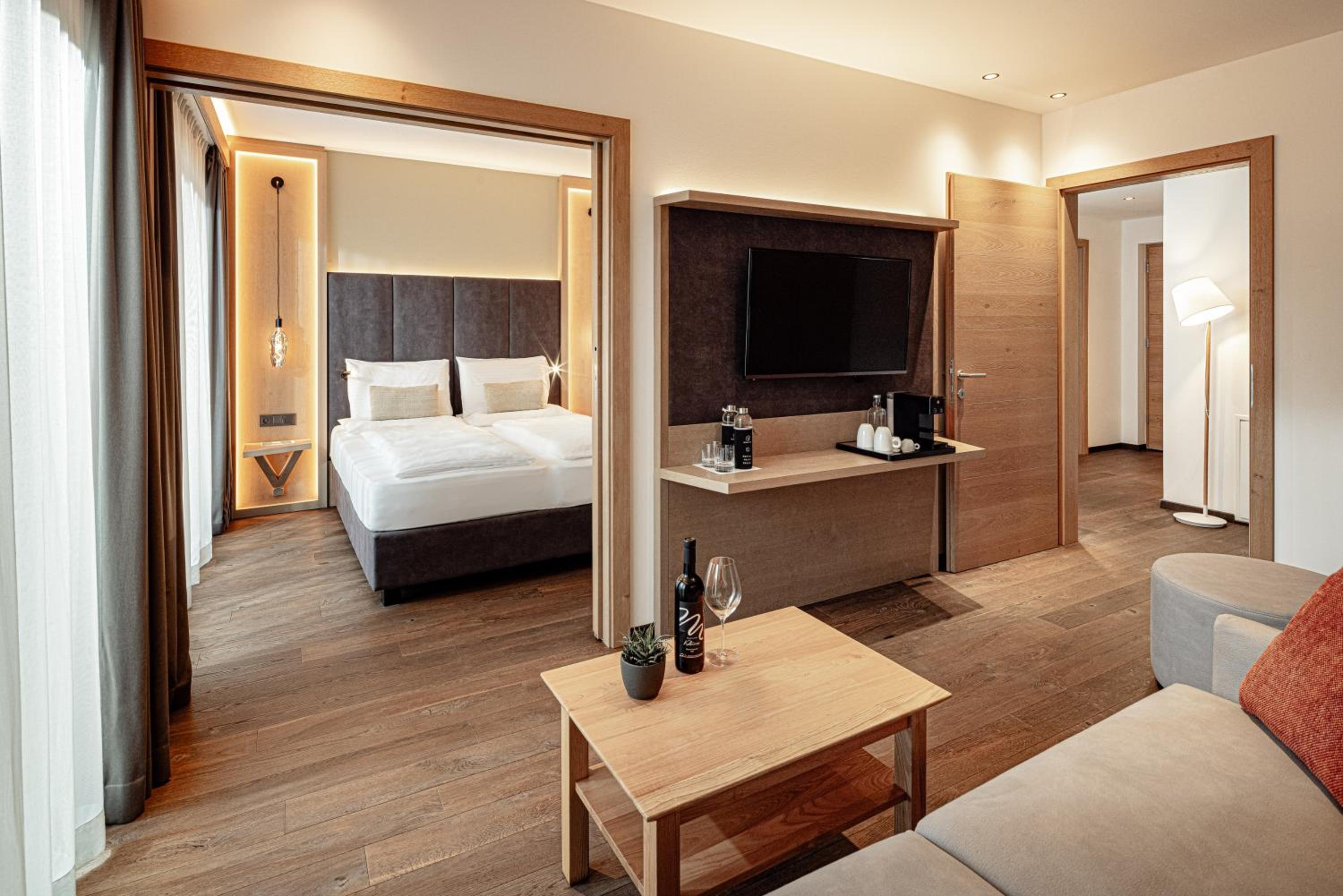 Superior Suite - Photo 1