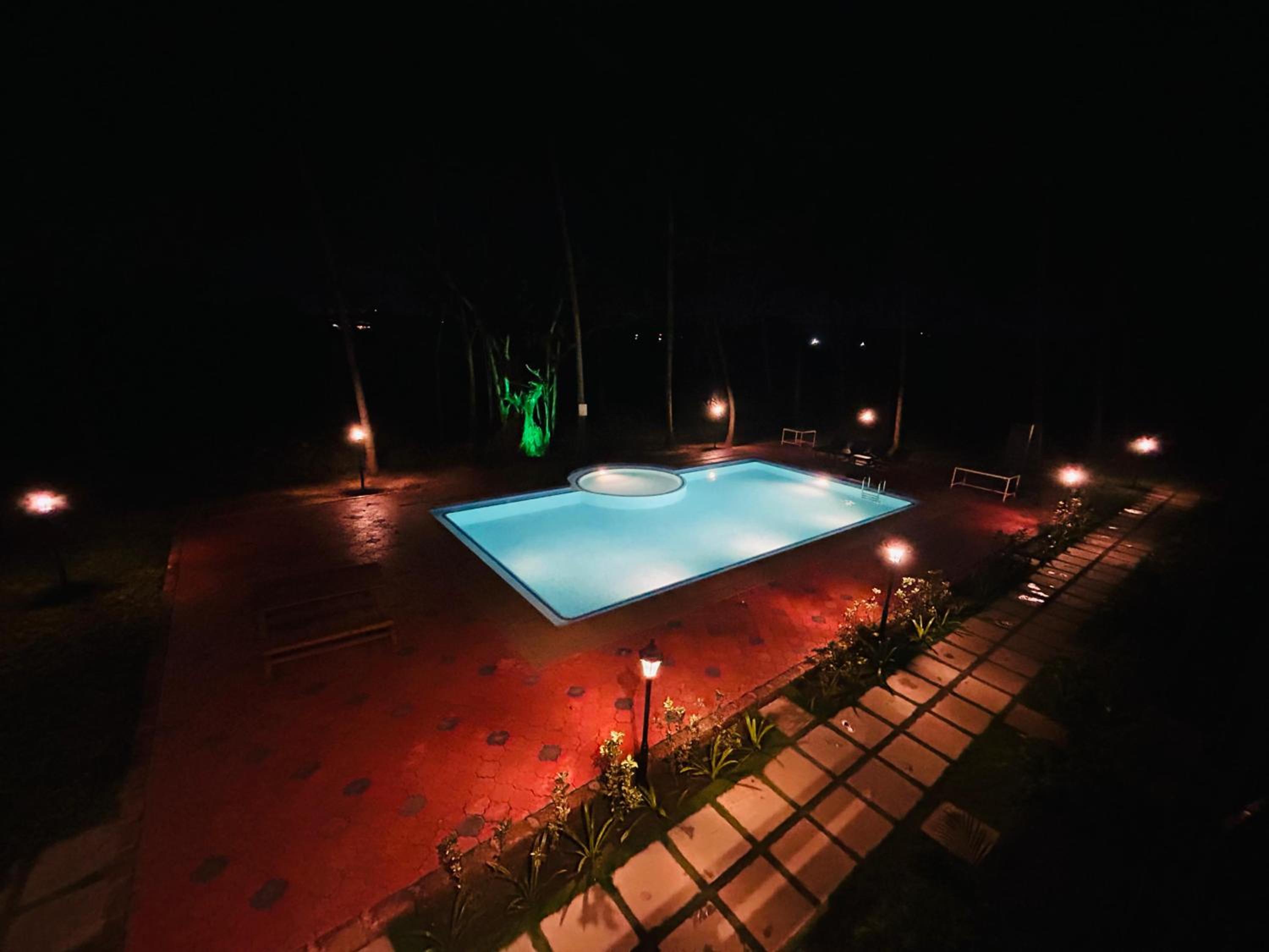 Double Room with Balcony photo 2