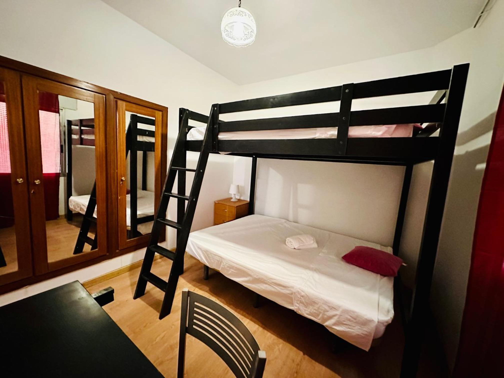 Basic Triple Room