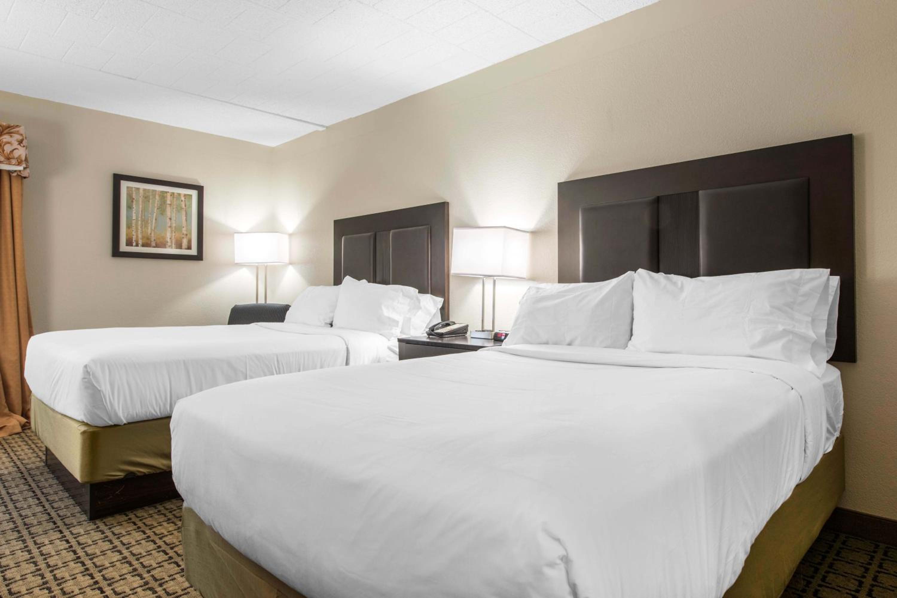 Double Room with Two Double Beds - Non-Smoking - Photo 7