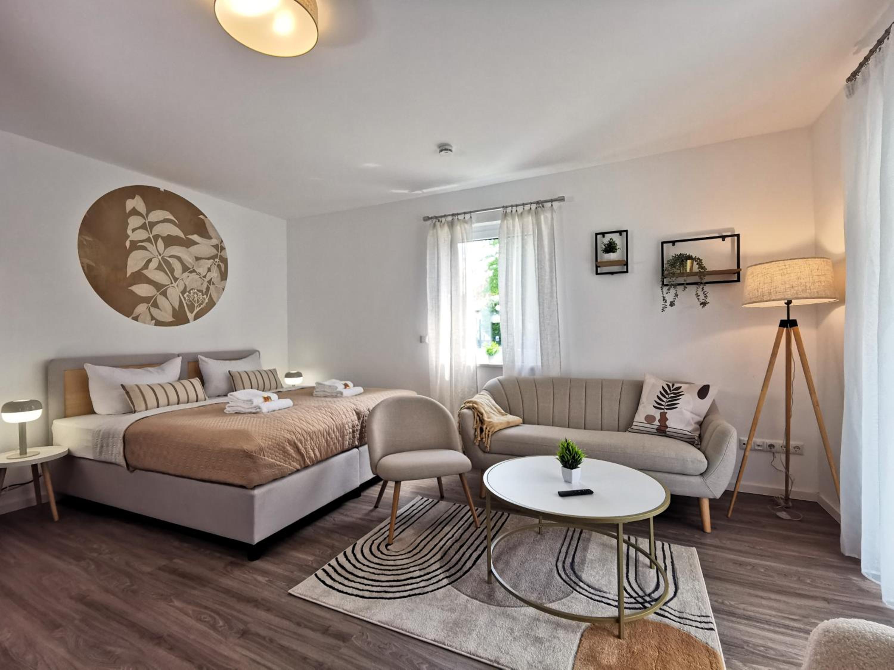 Three-Bedroom Apartment photo 1