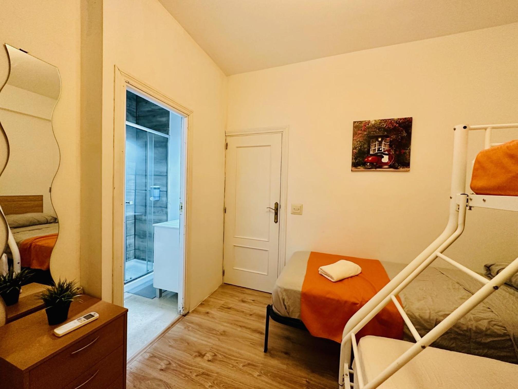 Quadruple Room With Bathroom thumbnail 6