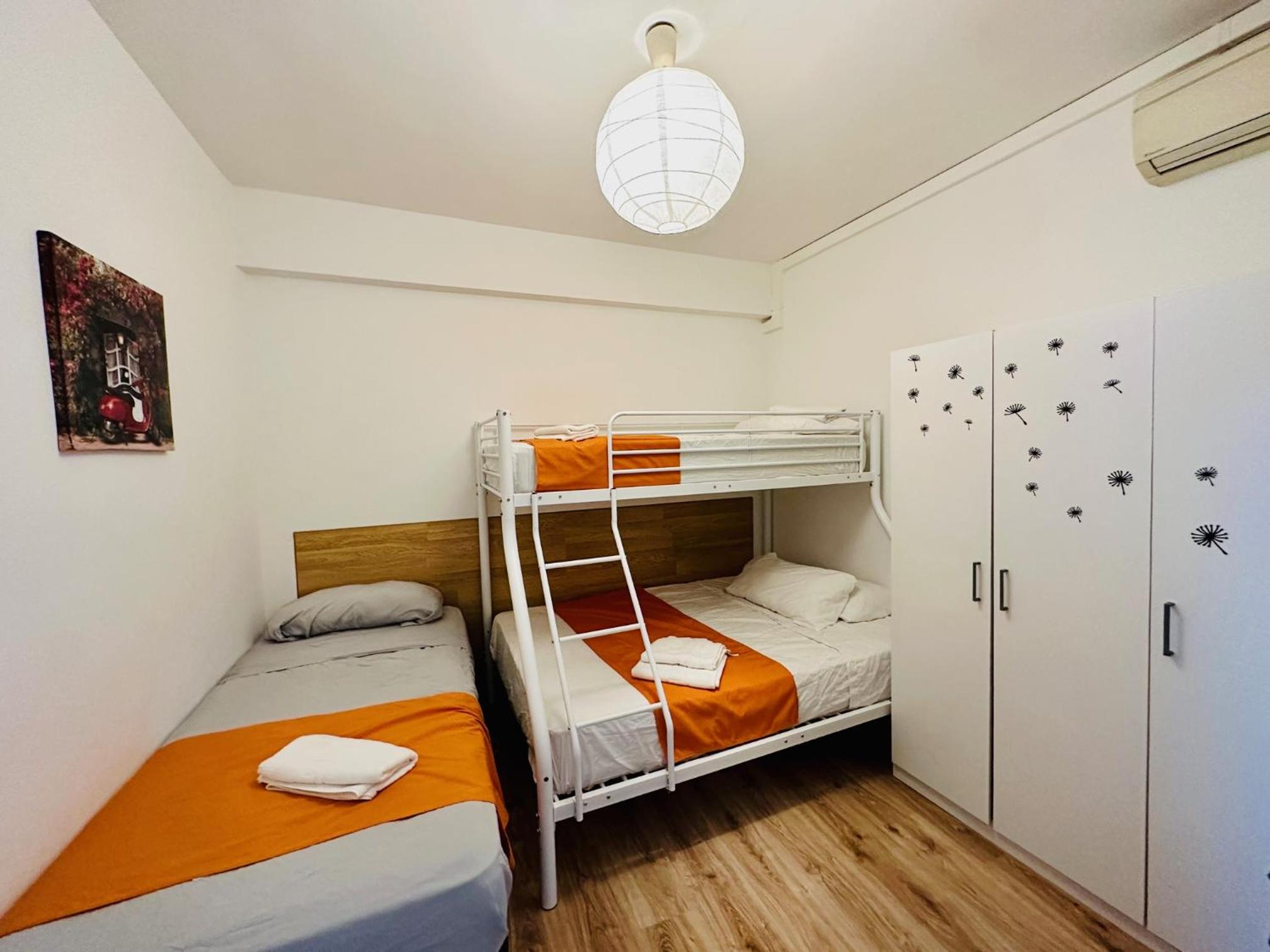 Quadruple Room With Bathroom thumbnail 5