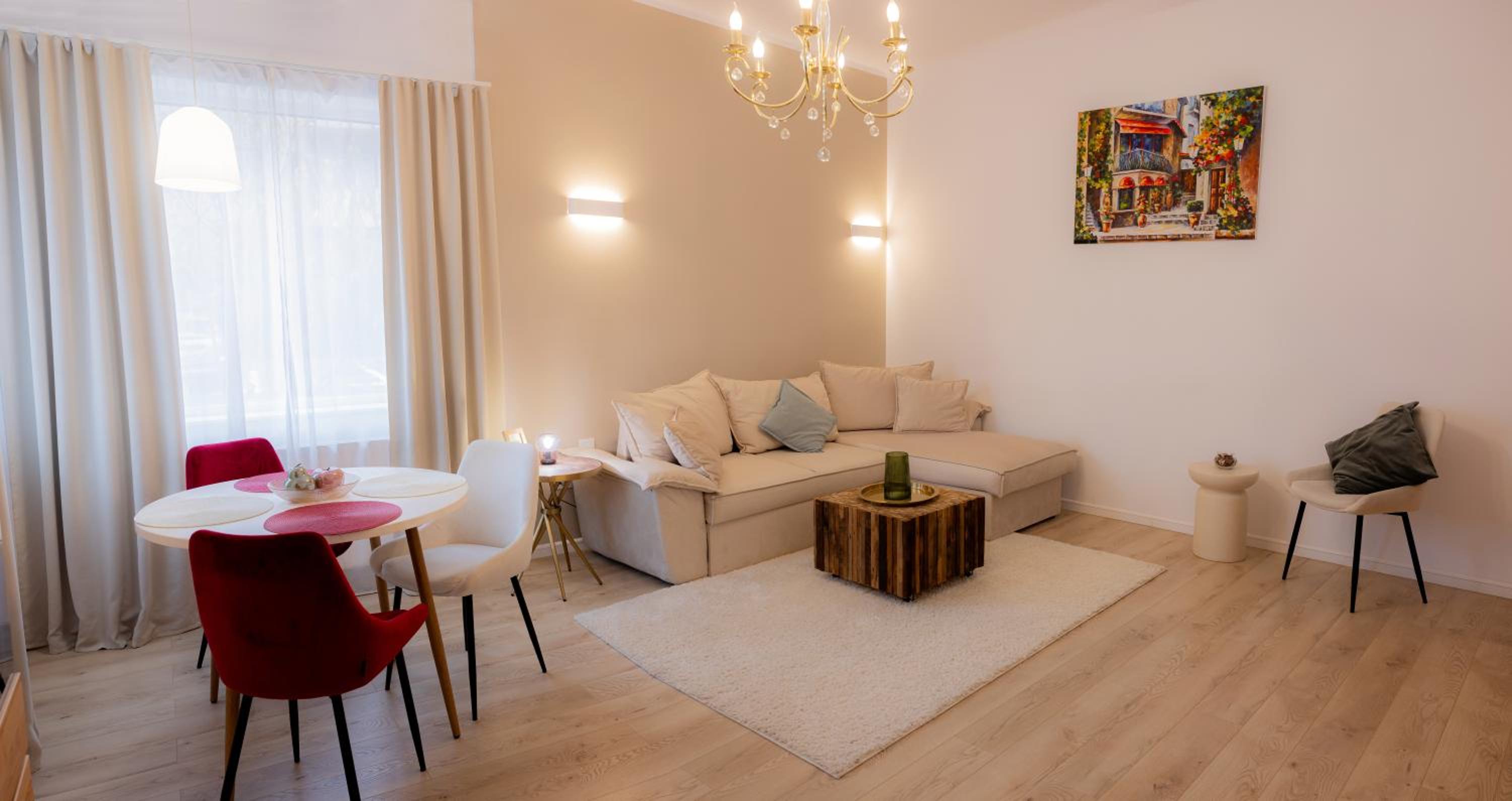 One-Bedroom Apartment - Photo 12
