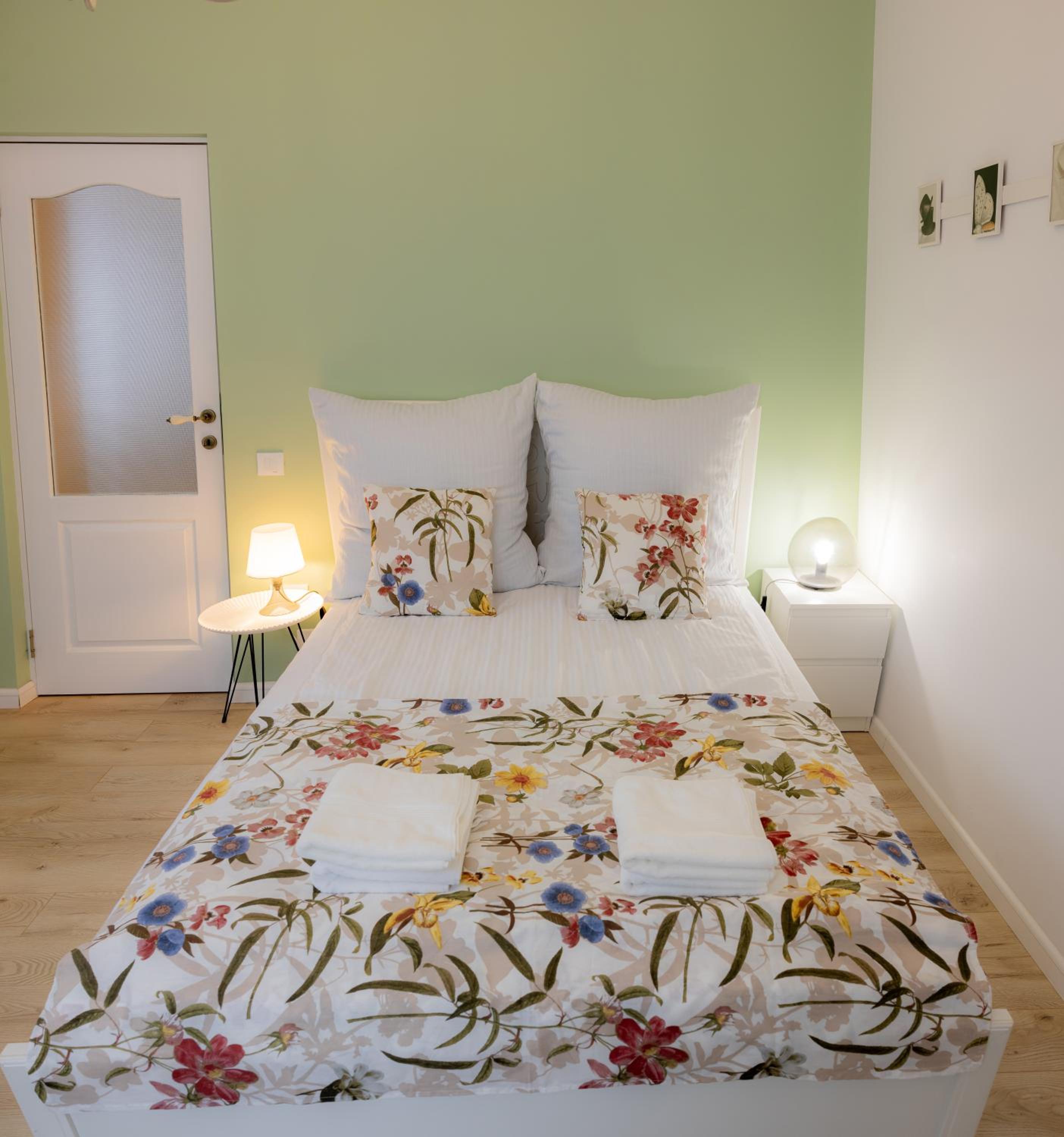 One-Bedroom Apartment - Photo 17