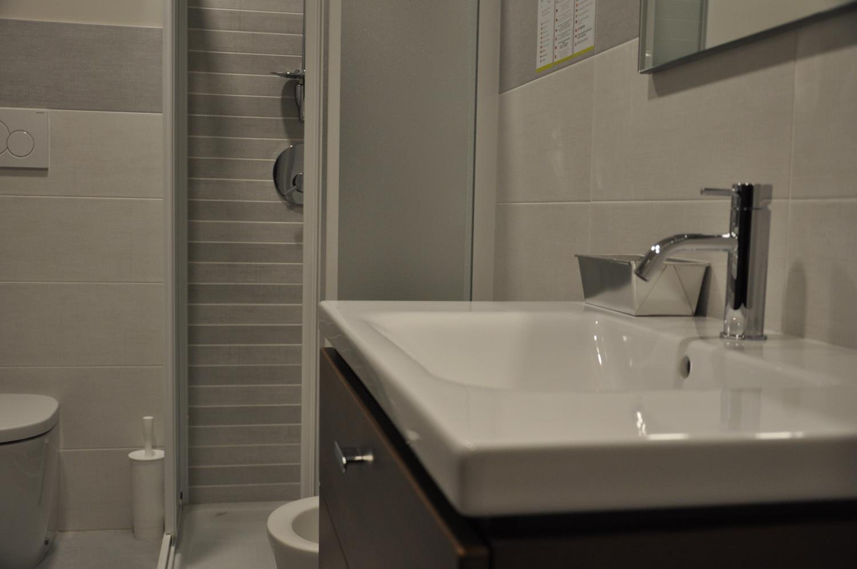 Deluxe Double Room with Extra Bed photo 3