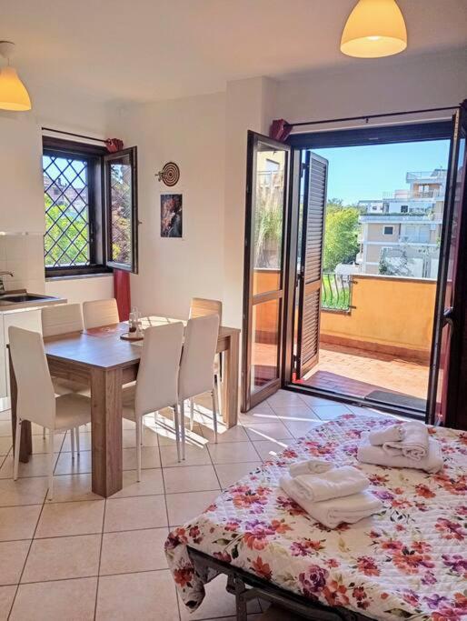 Studio Apartment with Balcony