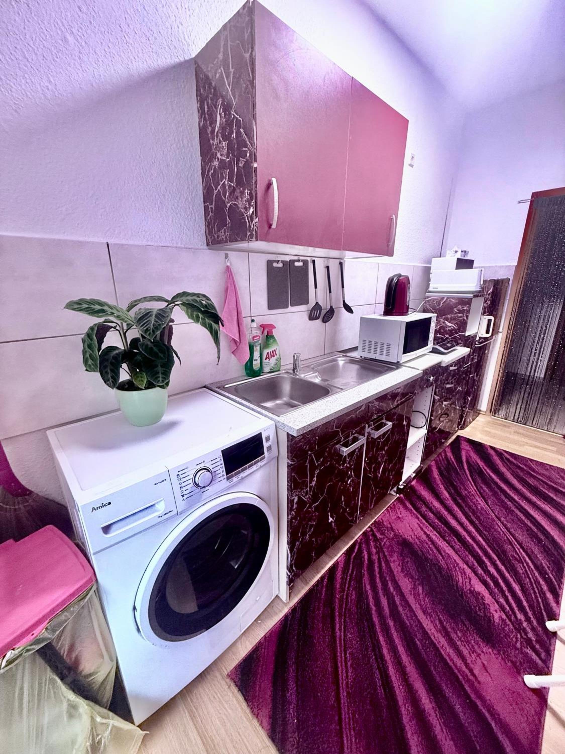 Deluxe Double or Twin Room - Photo 7