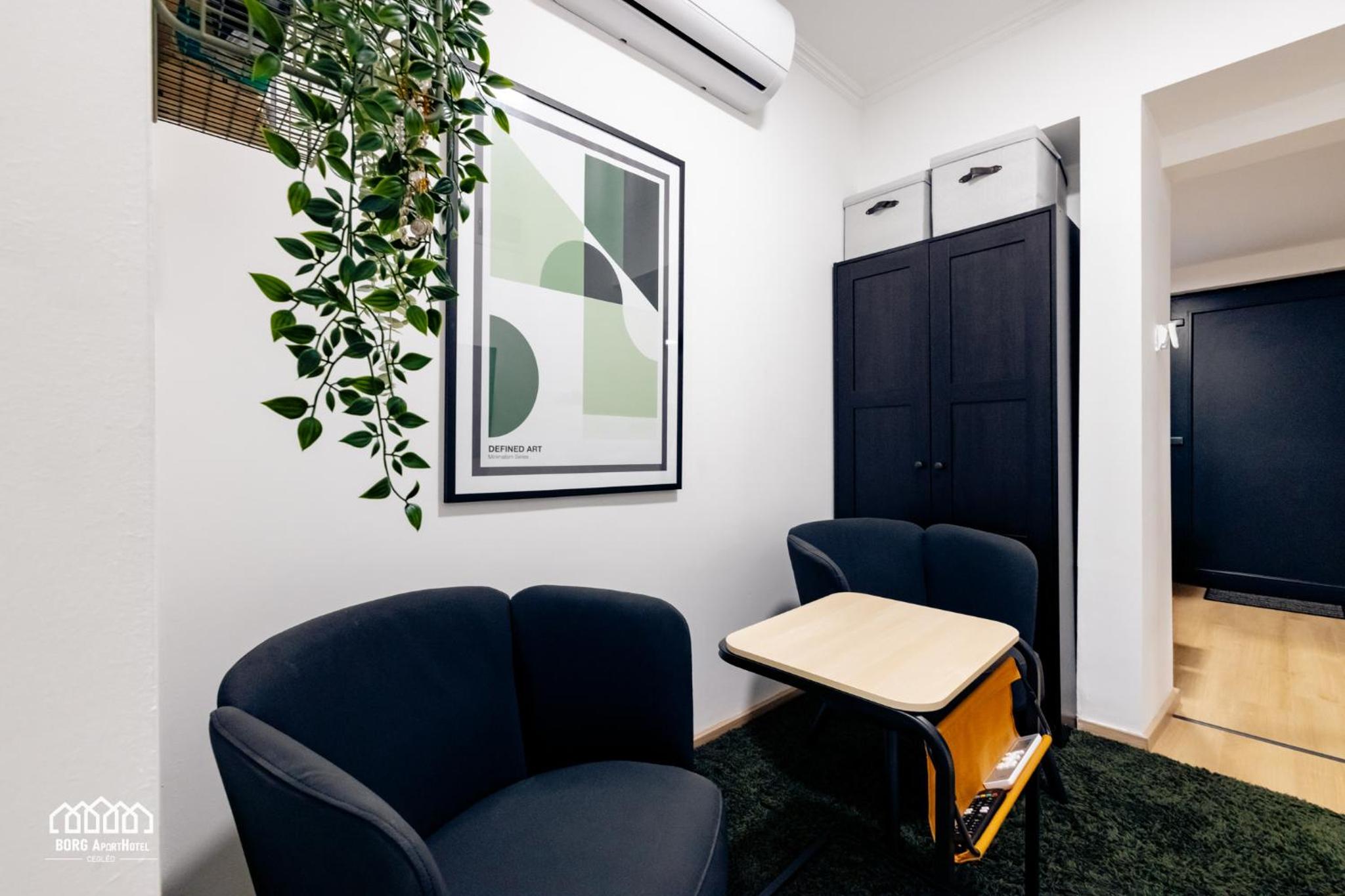 Studio Apartment photo 1