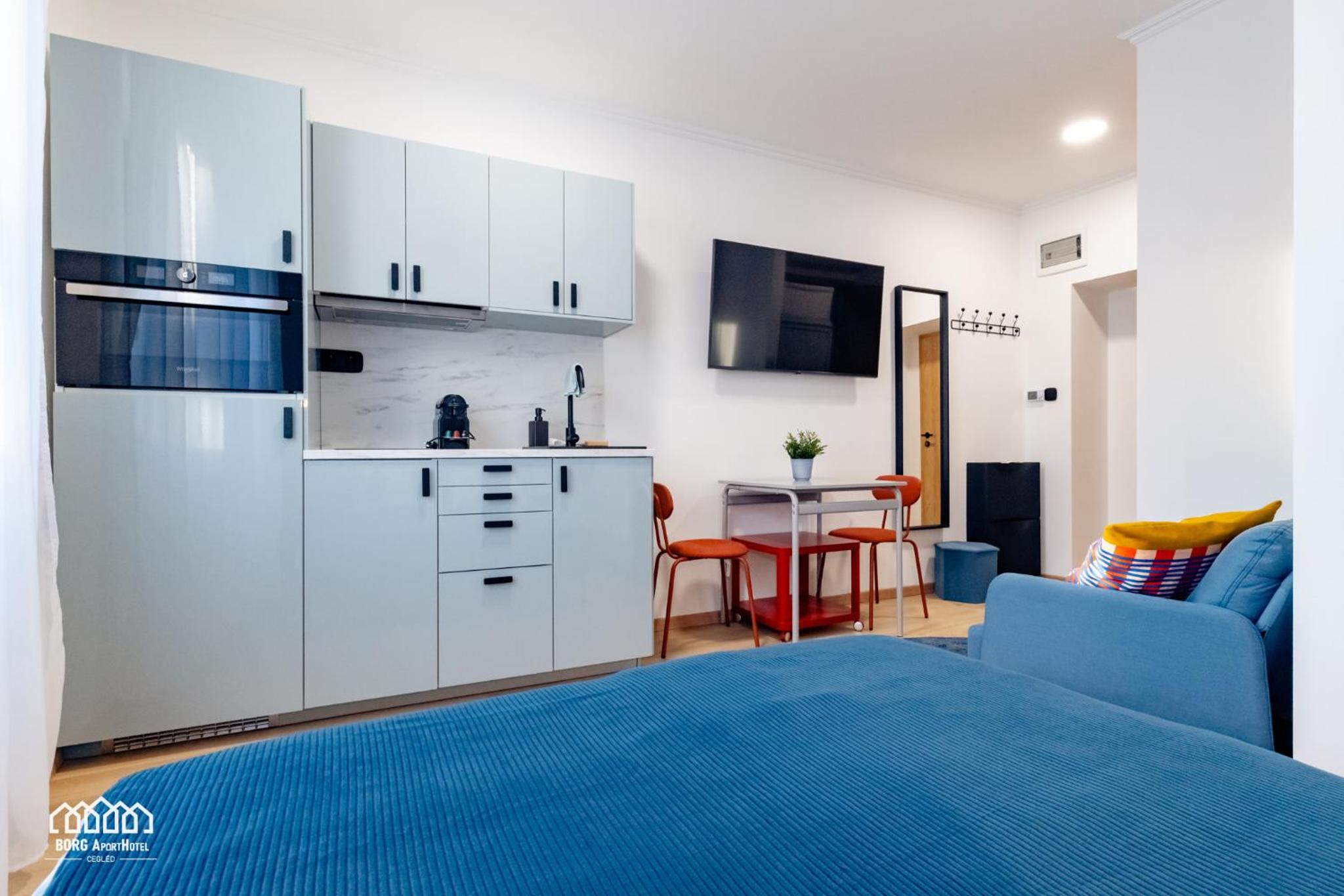 Studio Apartment photo 2