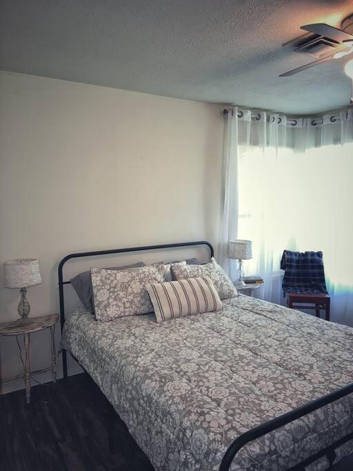 Three-Bedroom Apartment photo 1