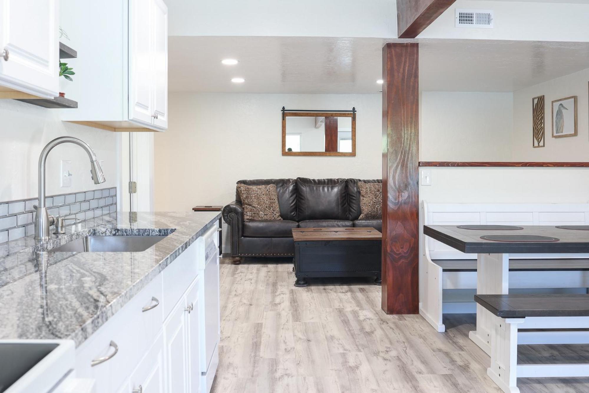One-Bedroom Suite photo 1