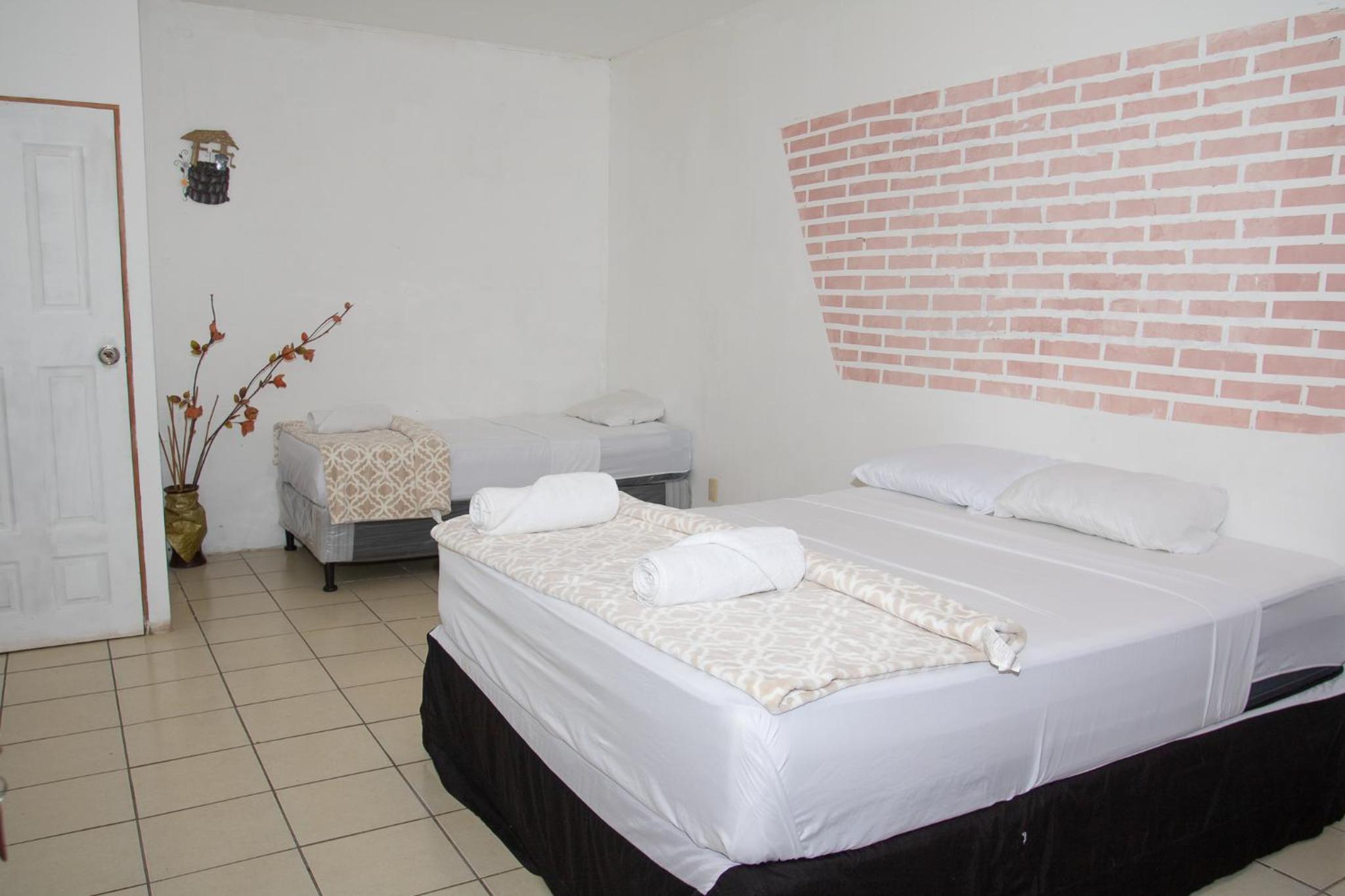 Double Room with Two Double Beds photo 3