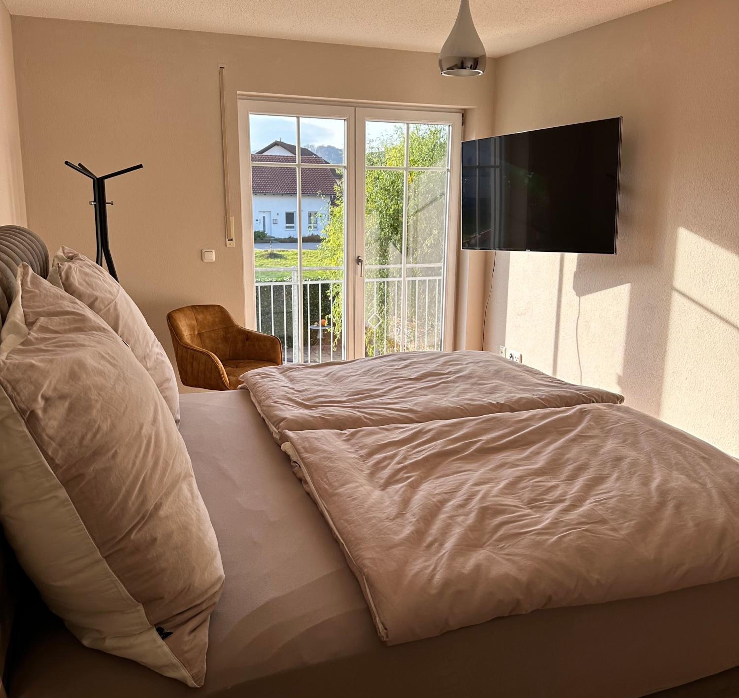 Four-Bedroom House photo 3