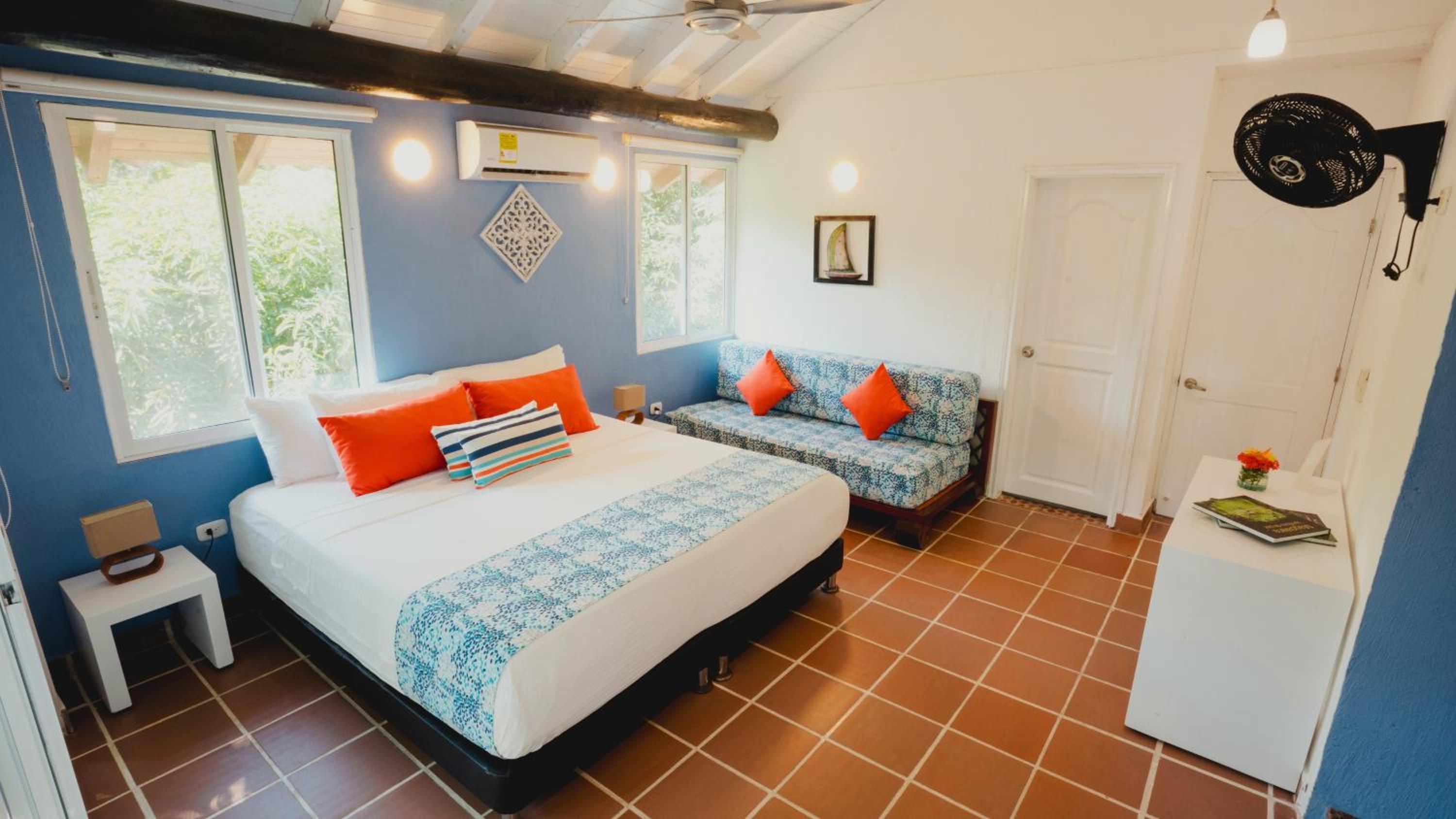 Superior Triple Room photo 3