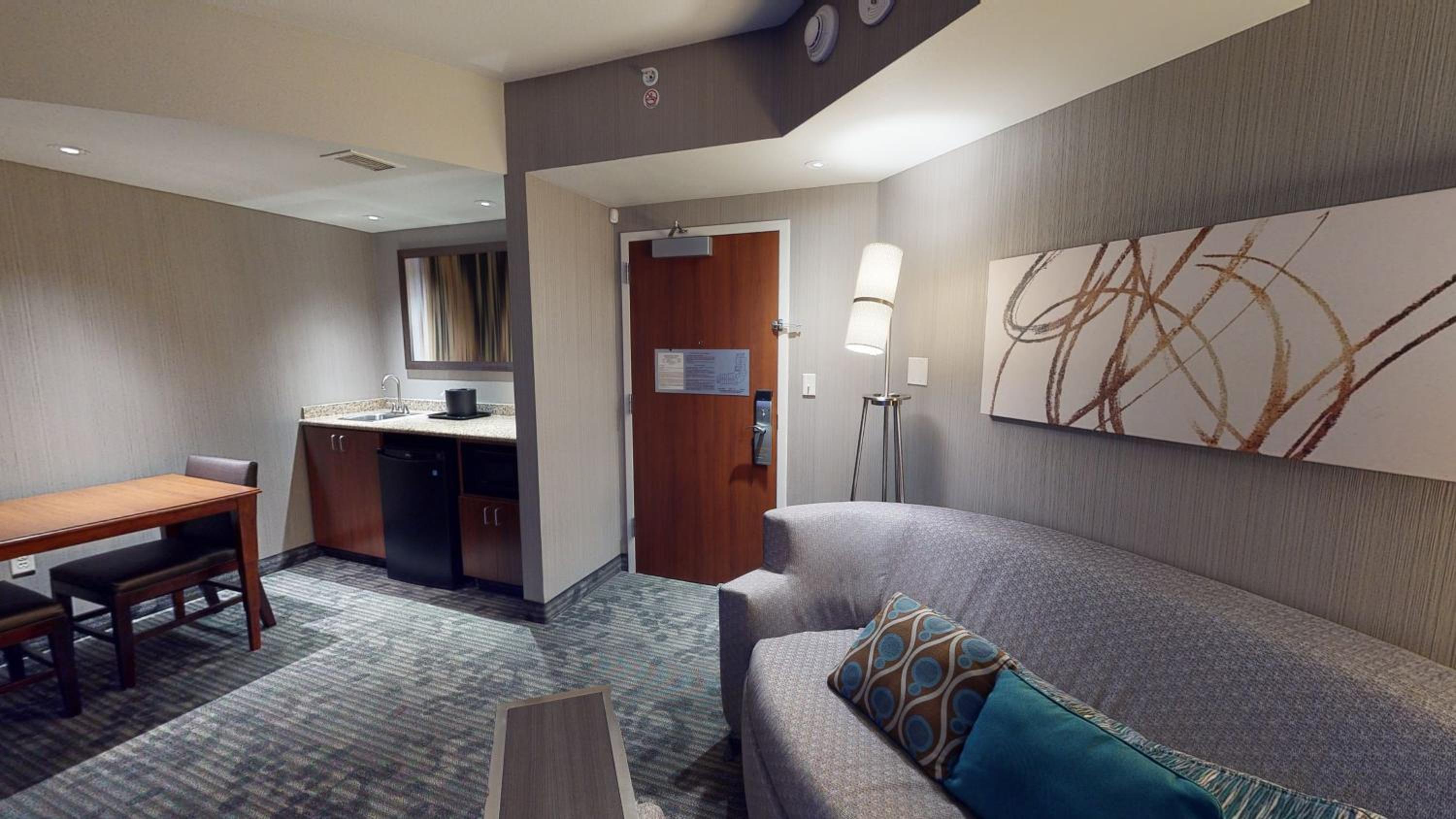 Two-Bedroom Suite with Adapted Tub - Mobility and Hearing Accessible photo 1