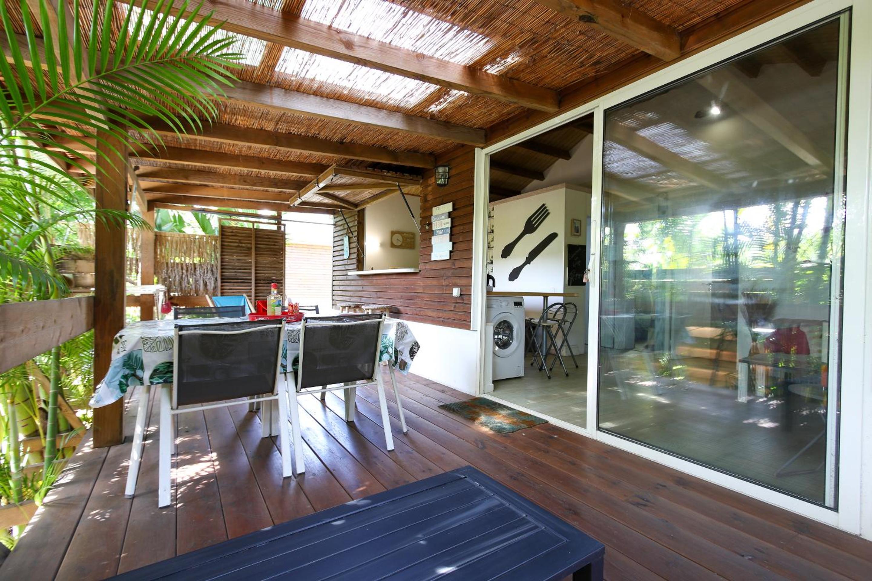 Superior Bungalow photo 2