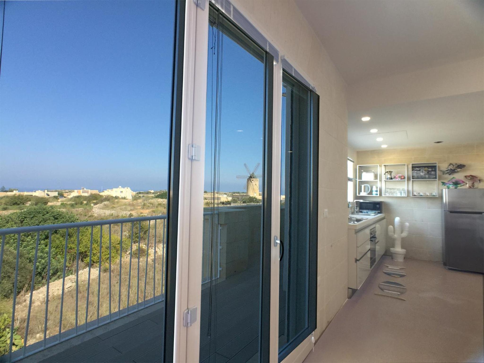 Three-Bedroom Apartment - Photo 4