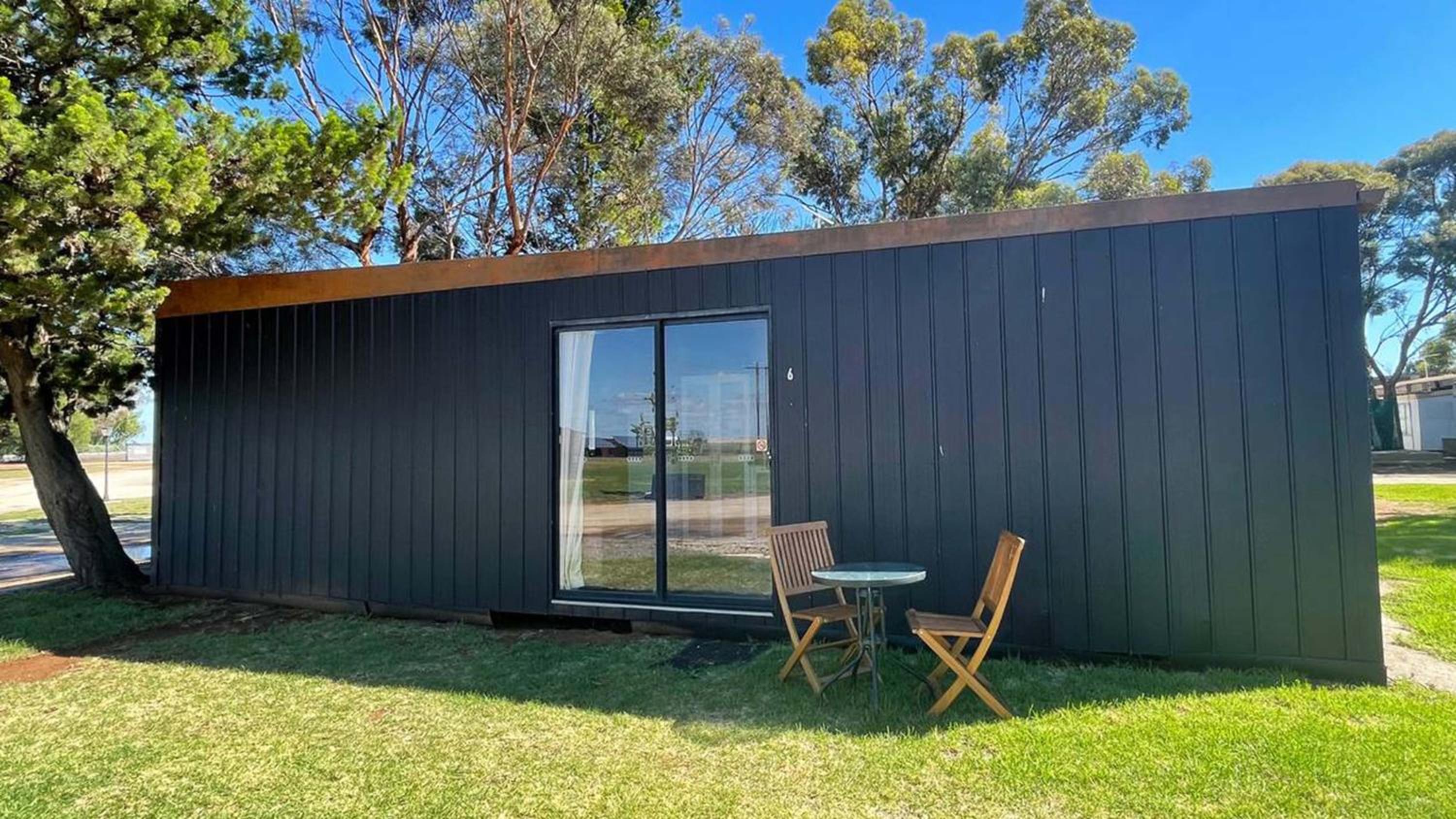 Family Bungalow photo 2