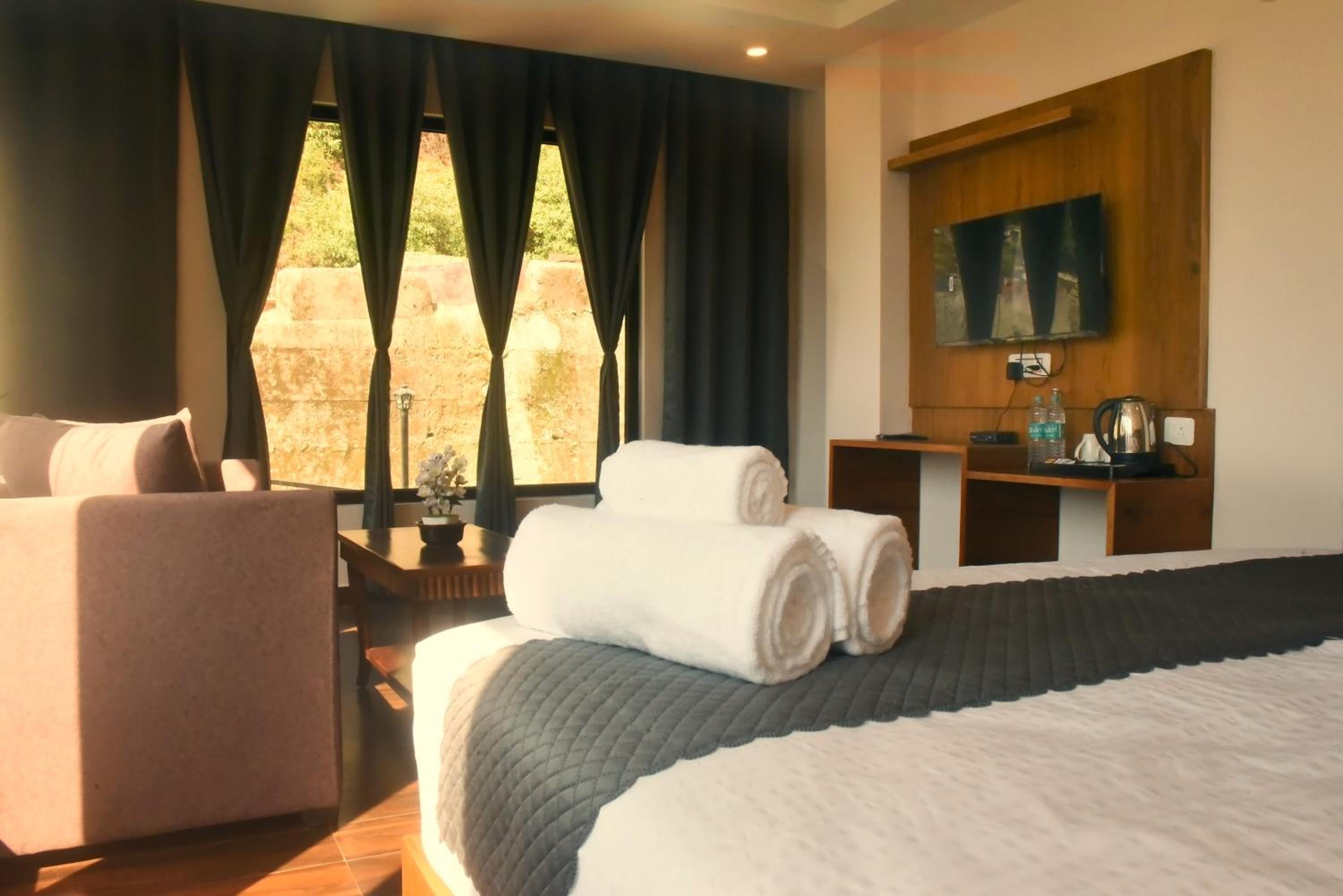King Room With Mountain View photo 1
