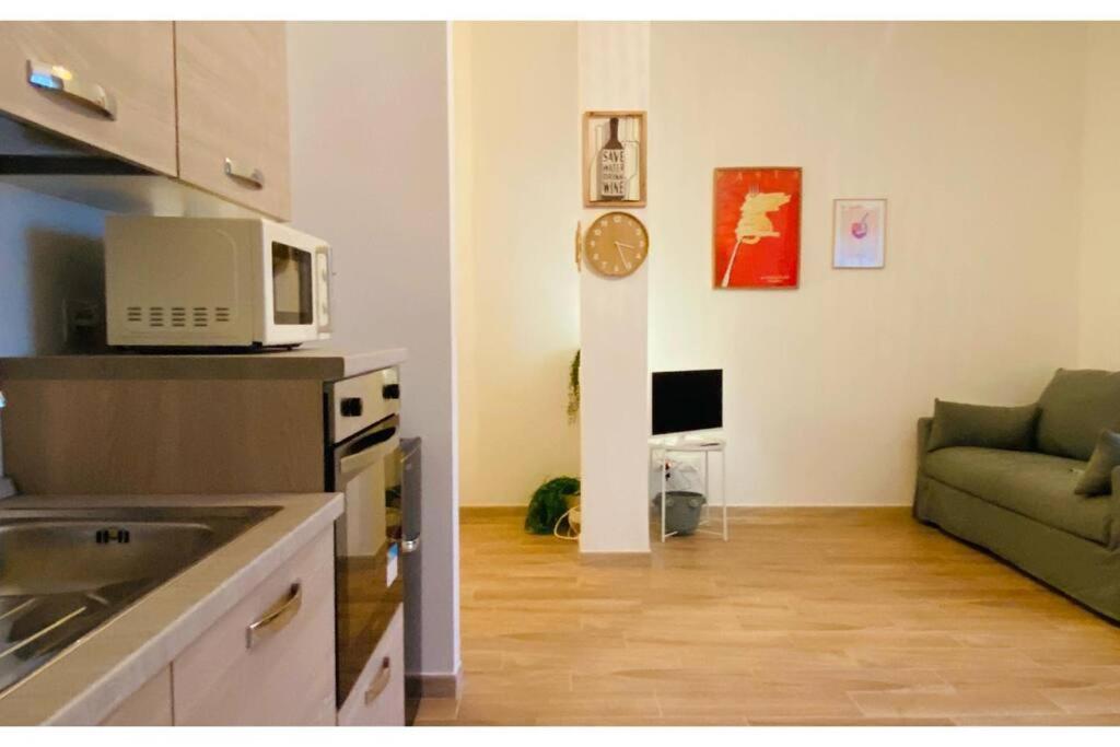 One-Bedroom Apartment photo 2