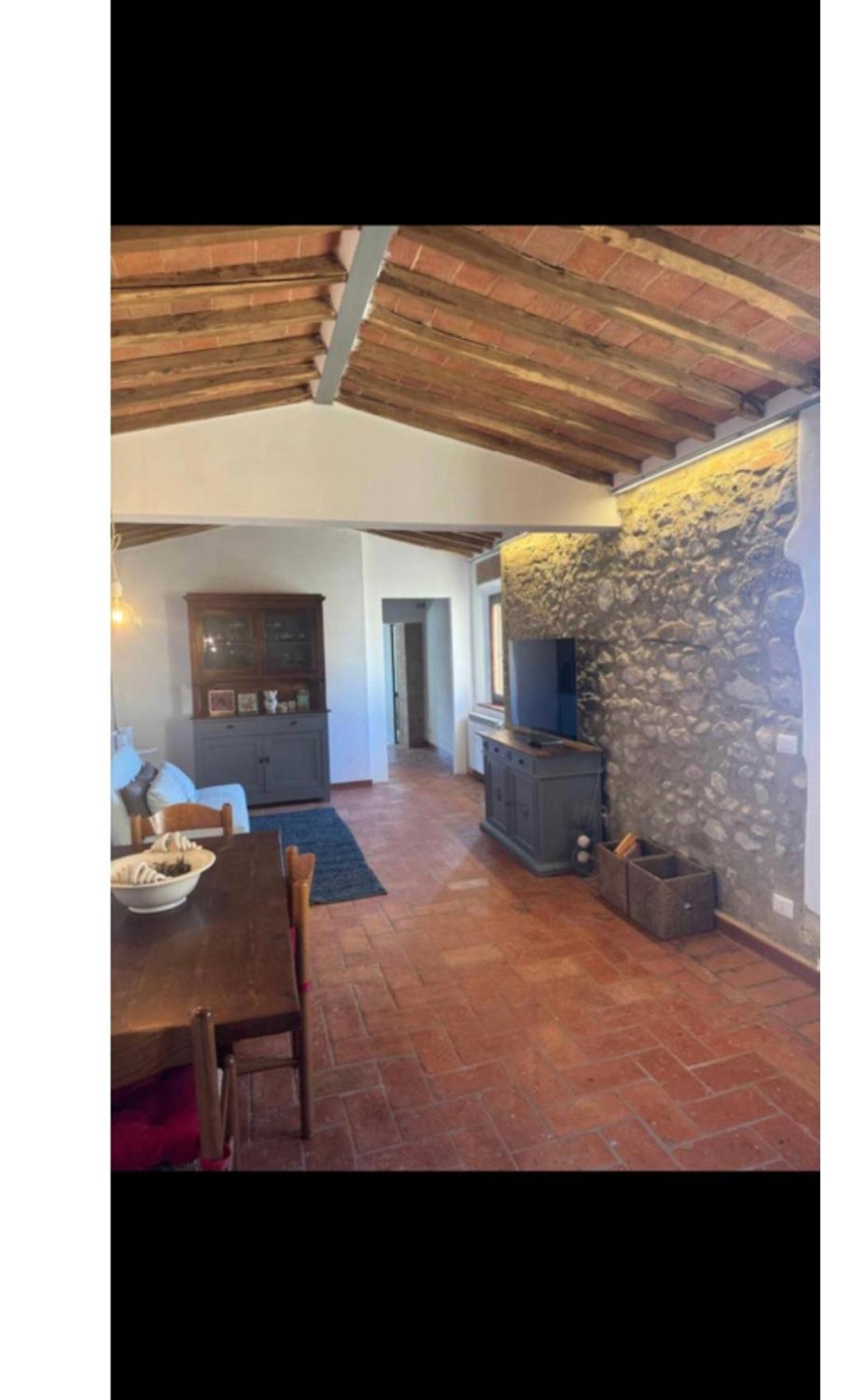 One-Bedroom Apartment with View photo 3