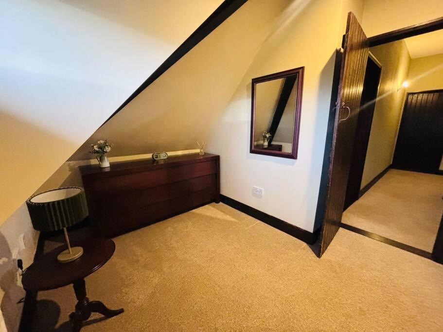 Three-Bedroom House photo 2