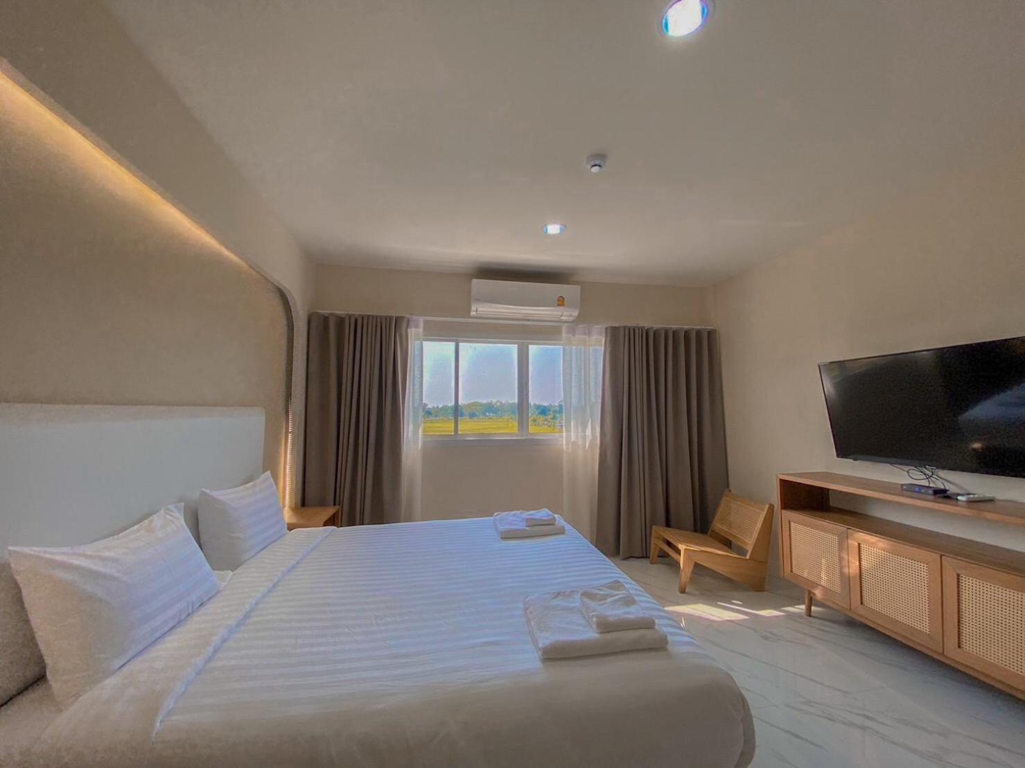 Standard Queen Room photo 1