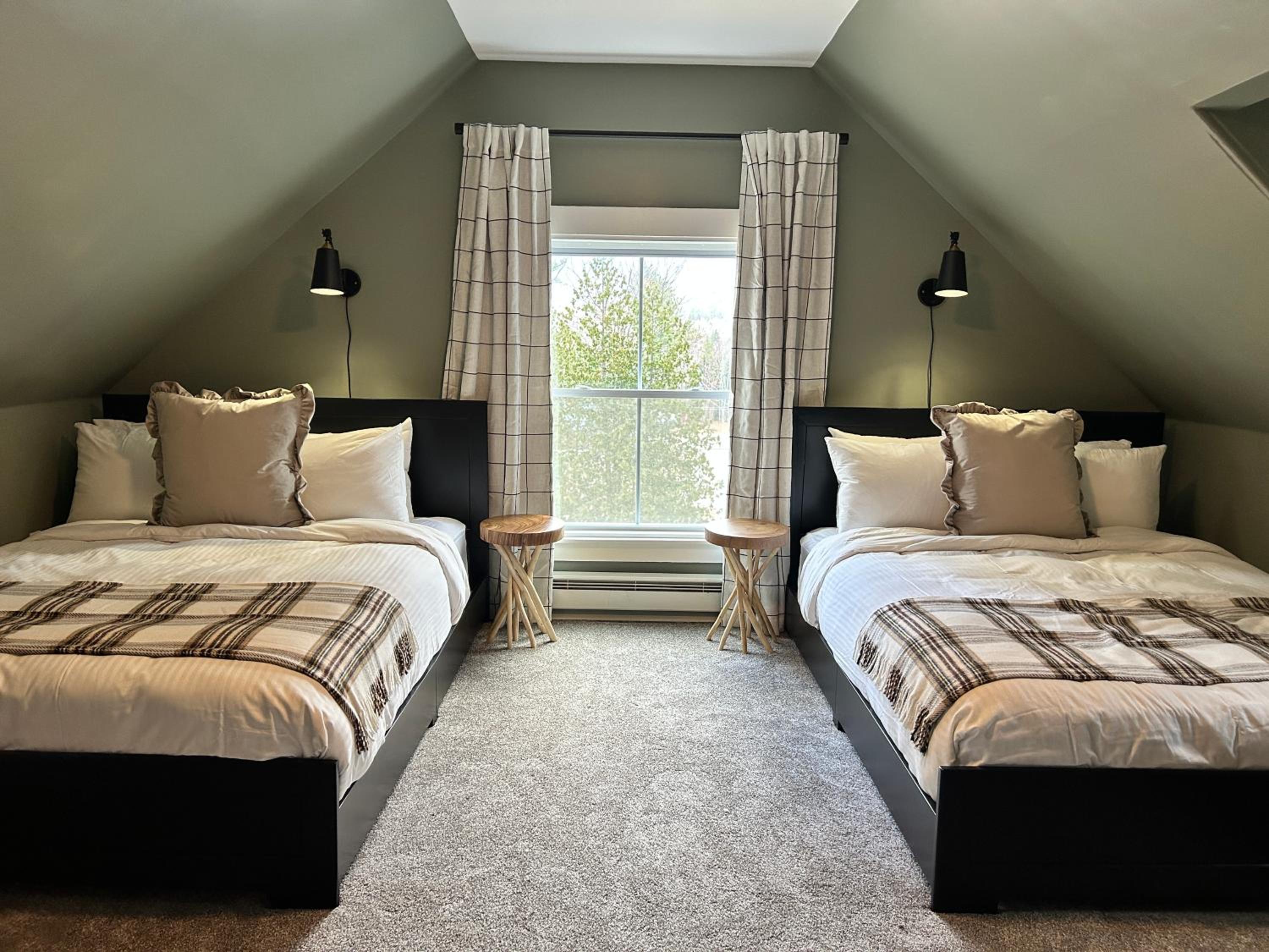 Queen Suite