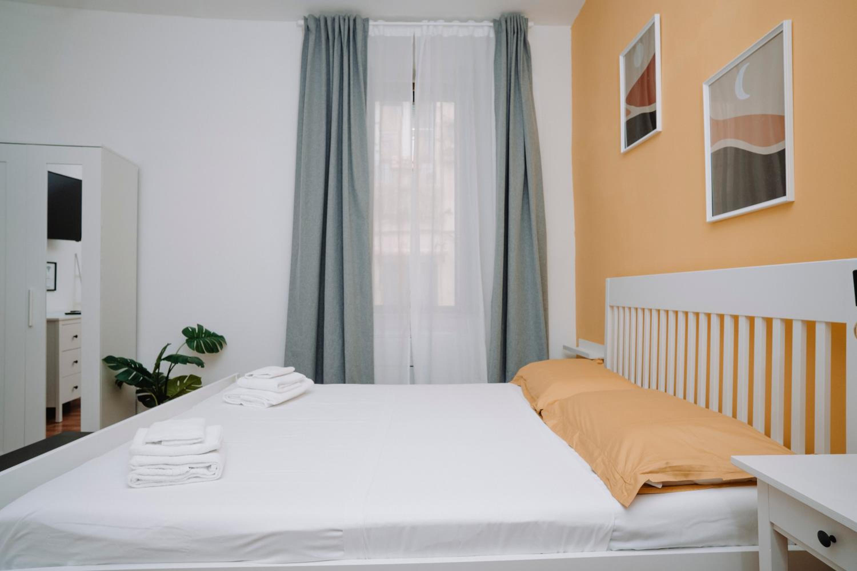Queen Room photo 3