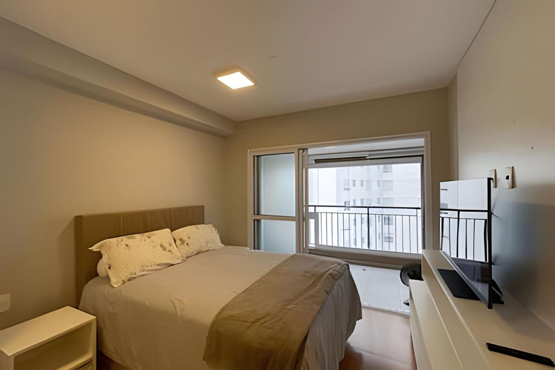 Apartment photo 2