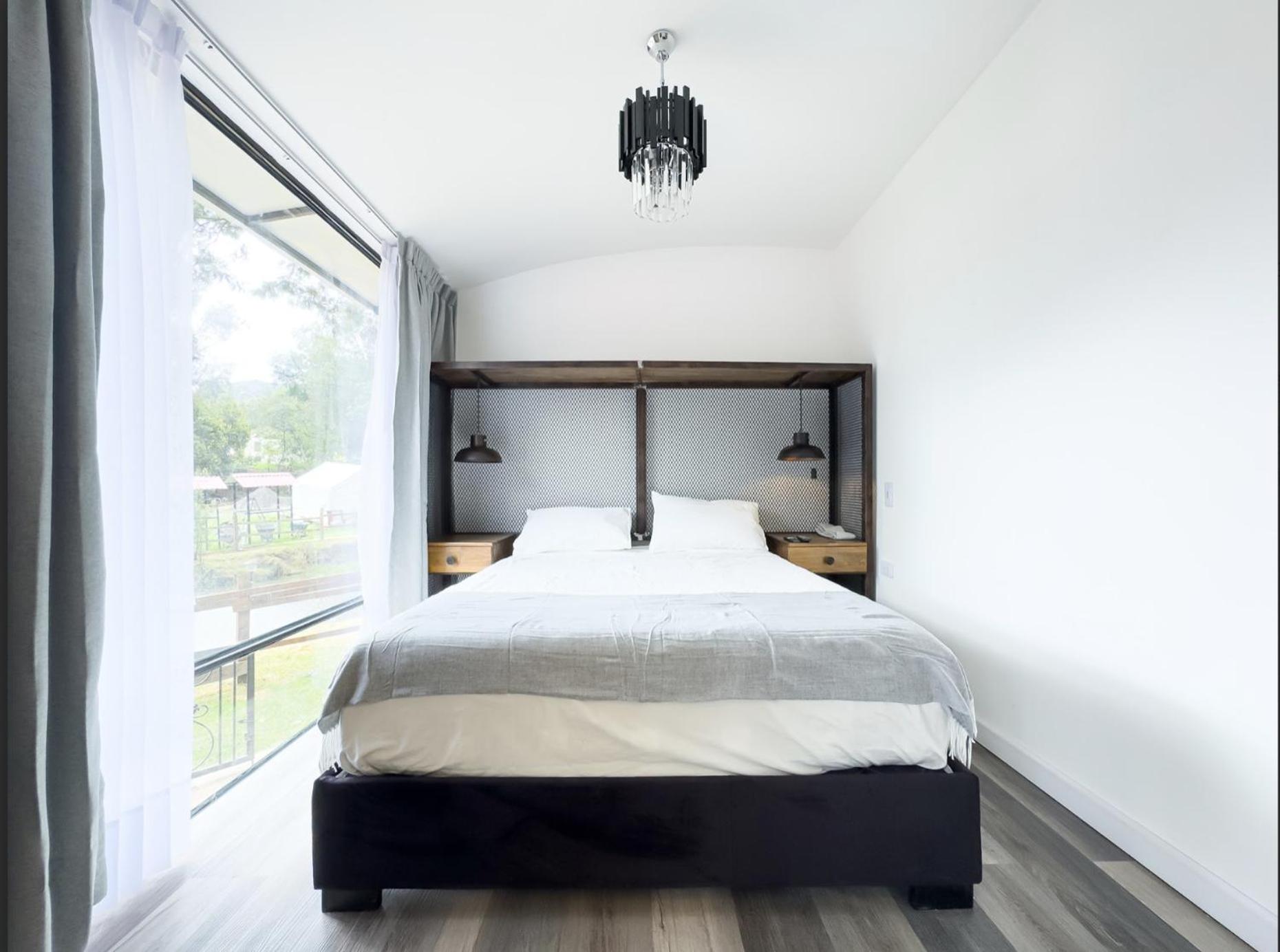 Deluxe Family Suite photo 1