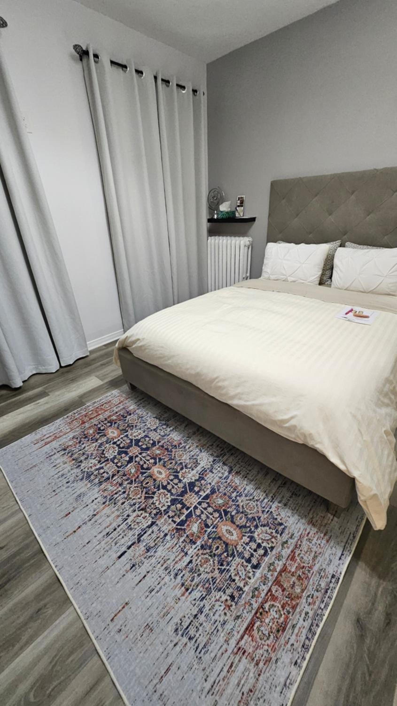 Deluxe King Room photo 1