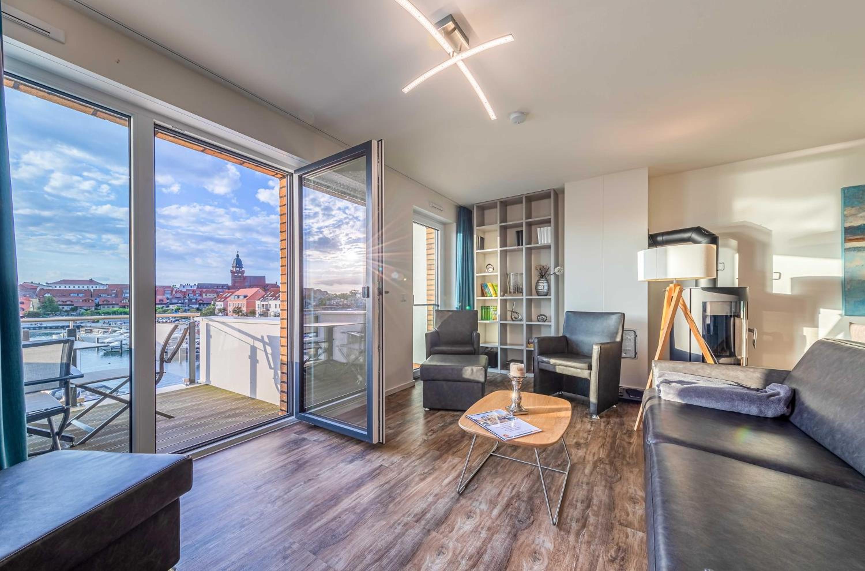 Apartment with Lake View photo 1