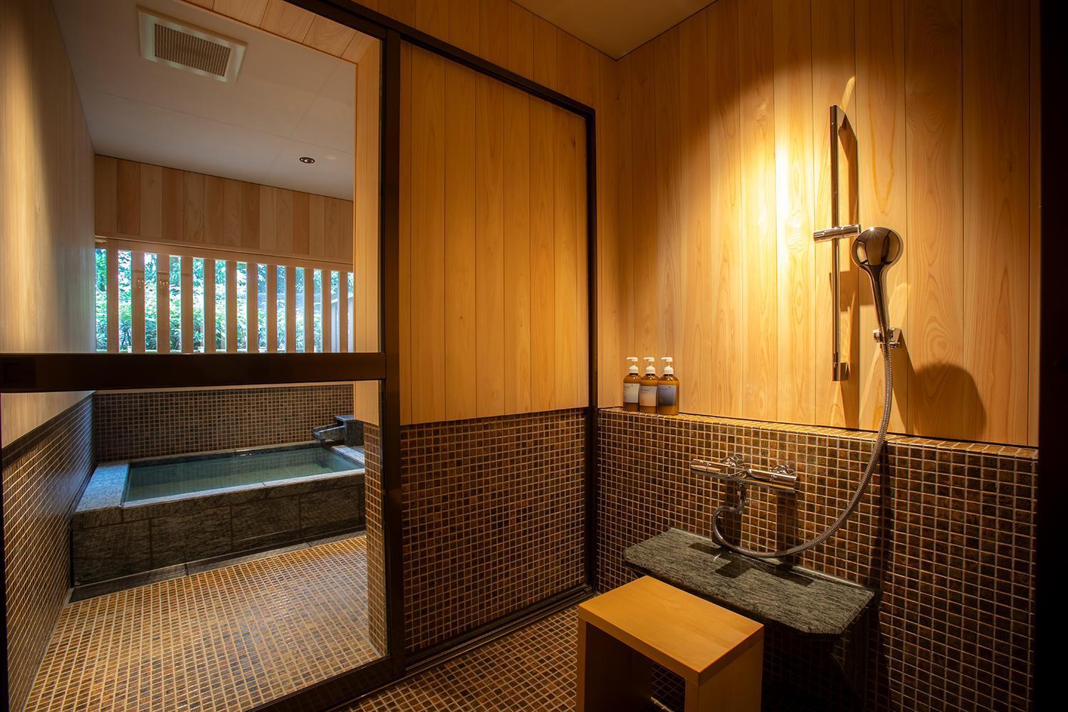 Japanese Style Twin Room with terrace -KAEDE/TSUTSUJI- Non-Smoking (1st Floor) - Photo 3