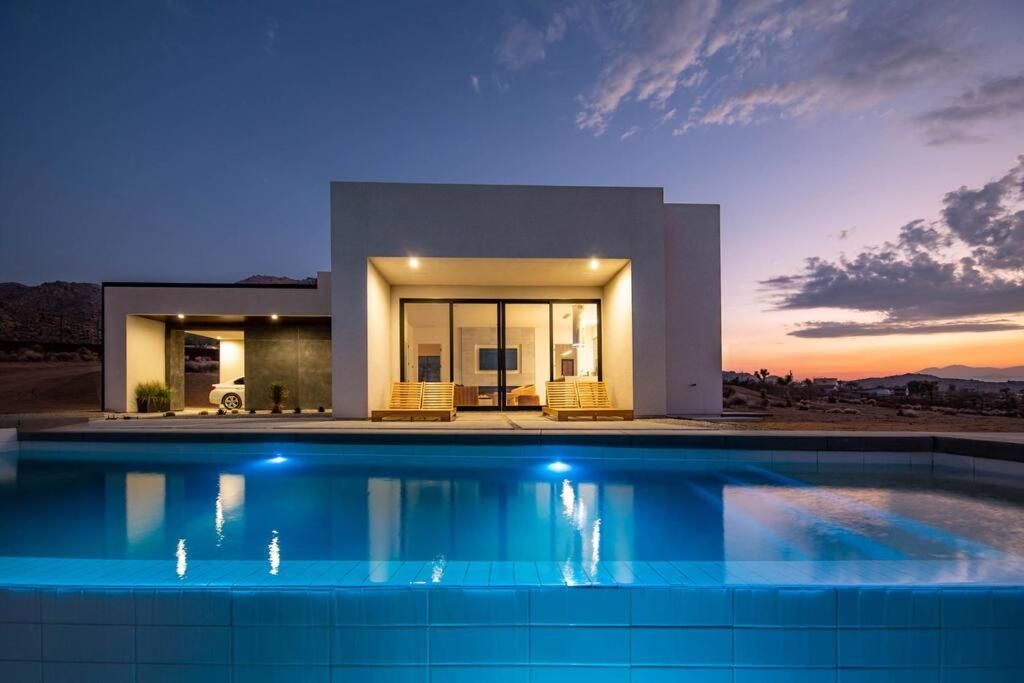 Deluxe Villa photo 2