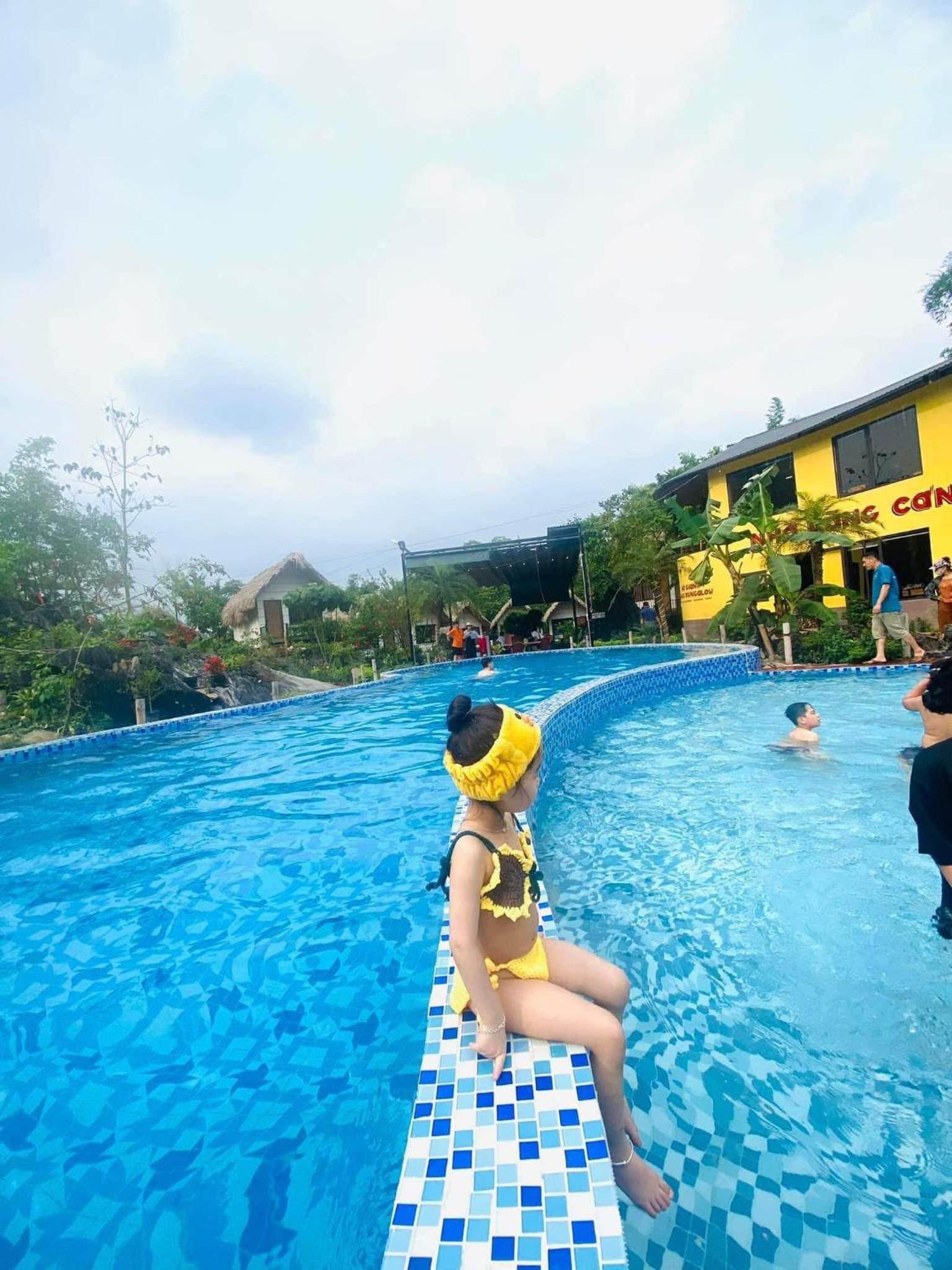 Family Bungalow - Photo 3