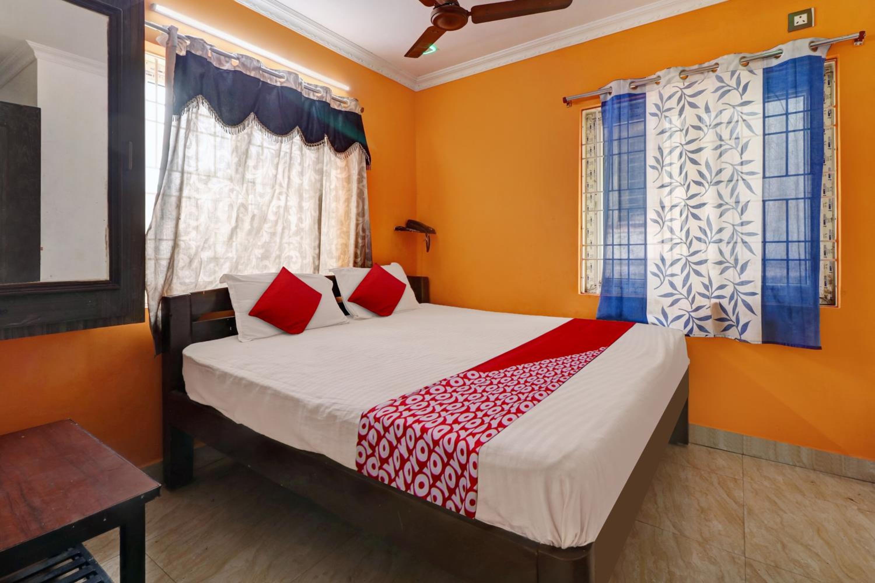 Classic Triple Room