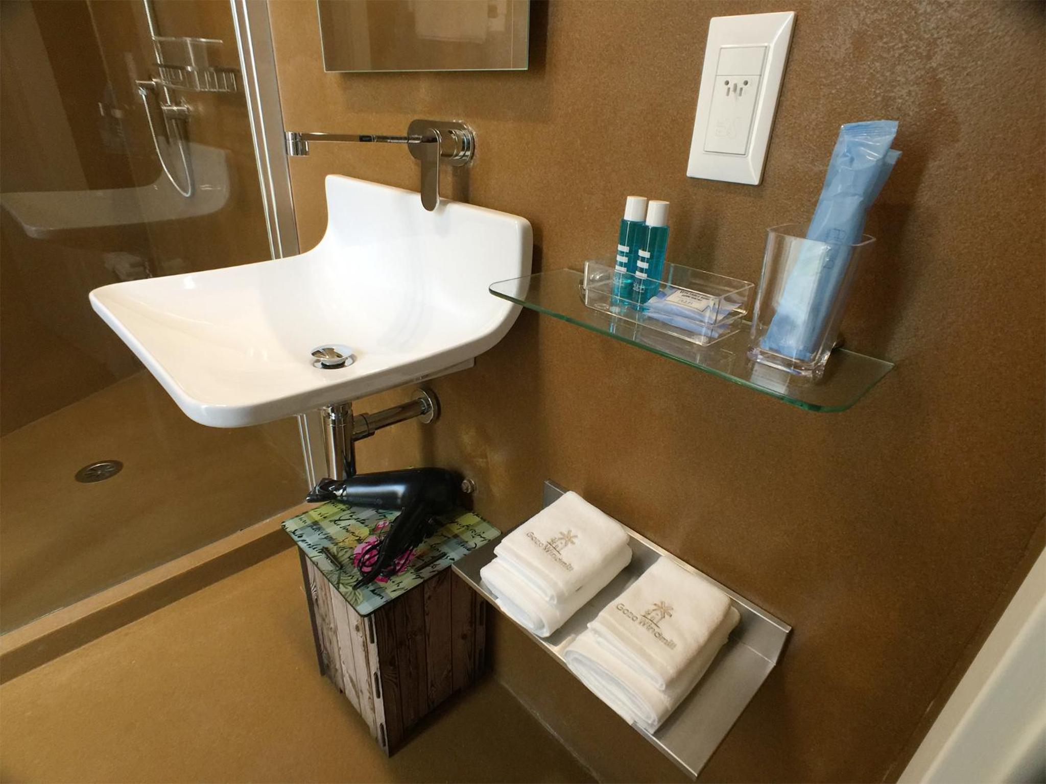 Two-Bedroom Apartment - Photo 18