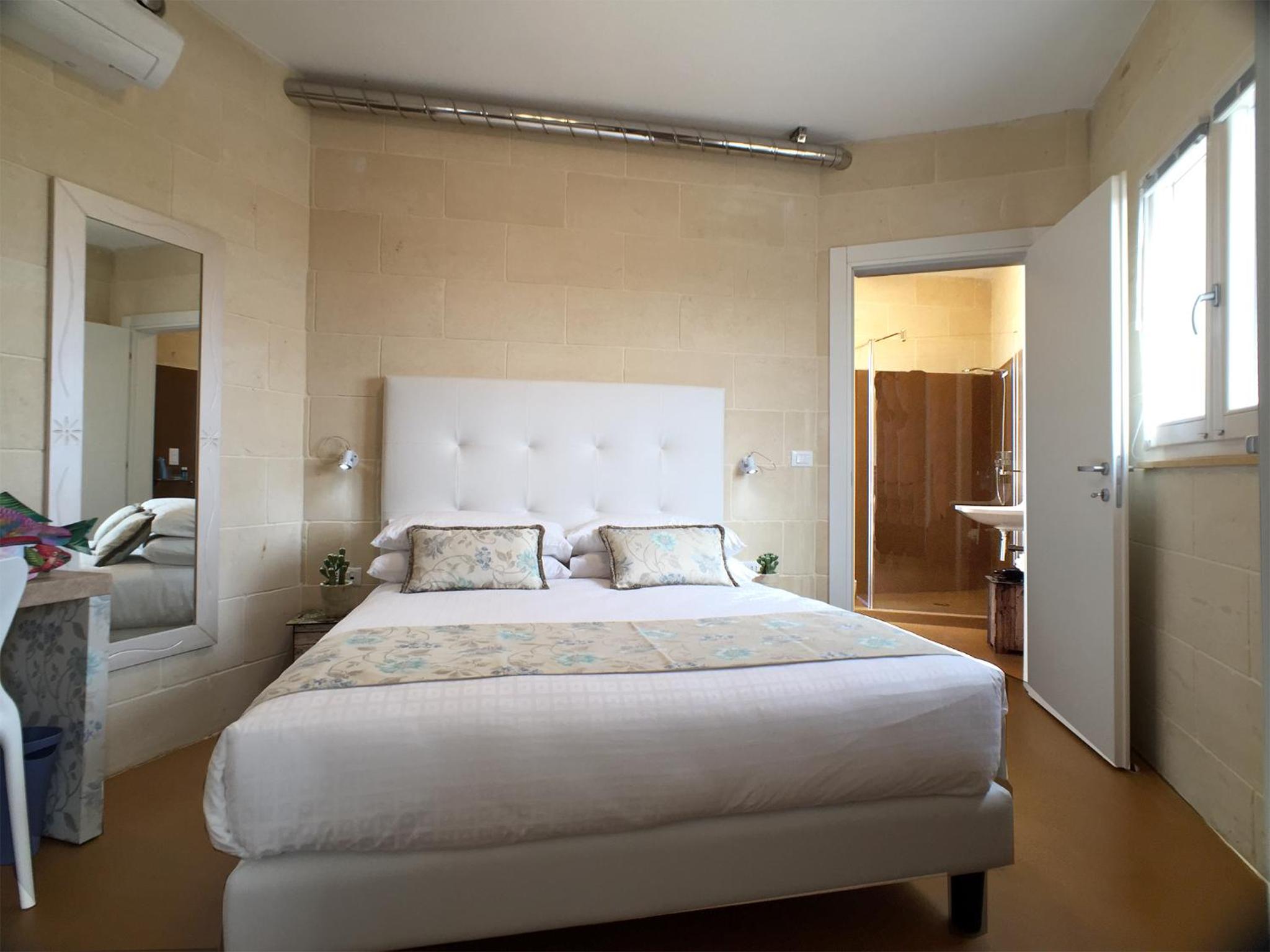 Two-Bedroom Apartment - Photo 29