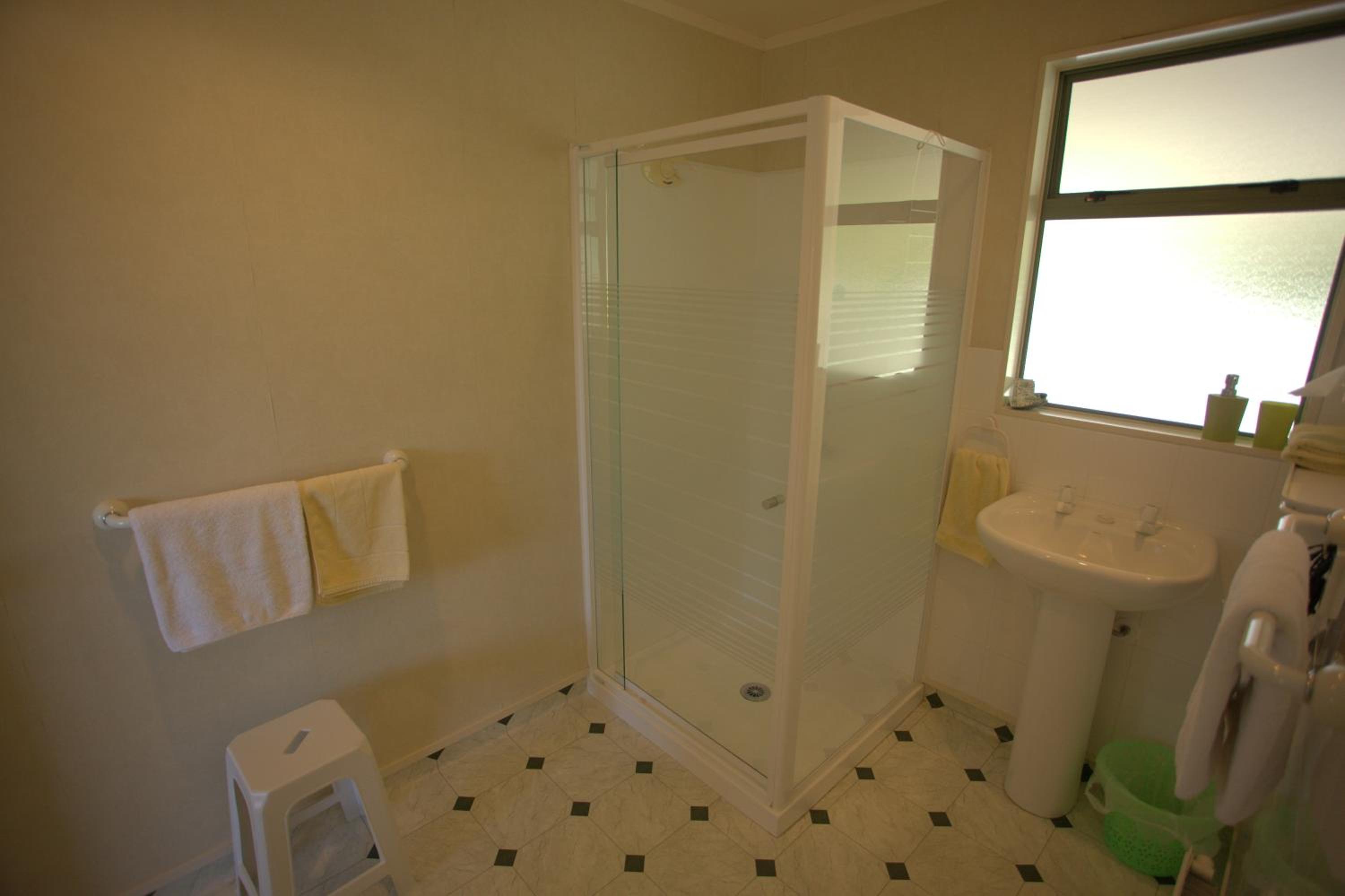 Apartment with Garden View - Photo 7