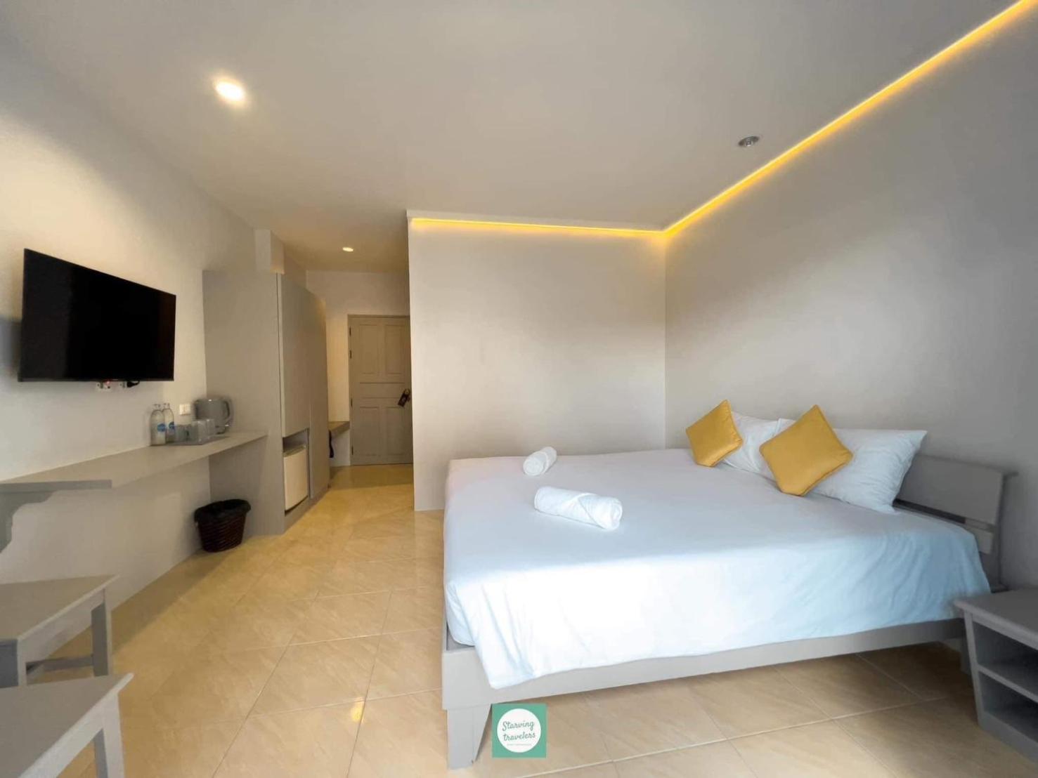 Standard Double Room - Photo 4