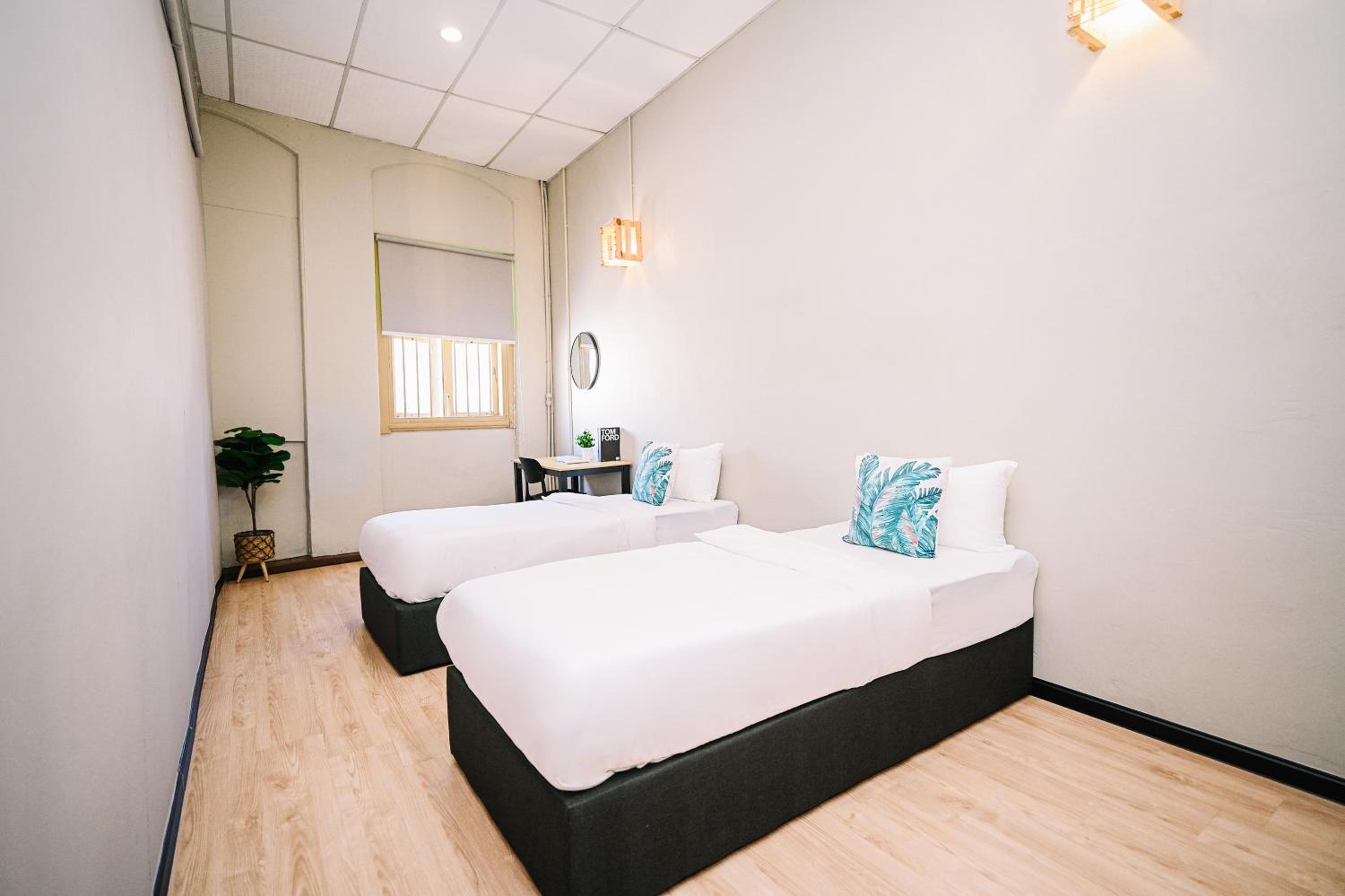Deluxe Twin Room