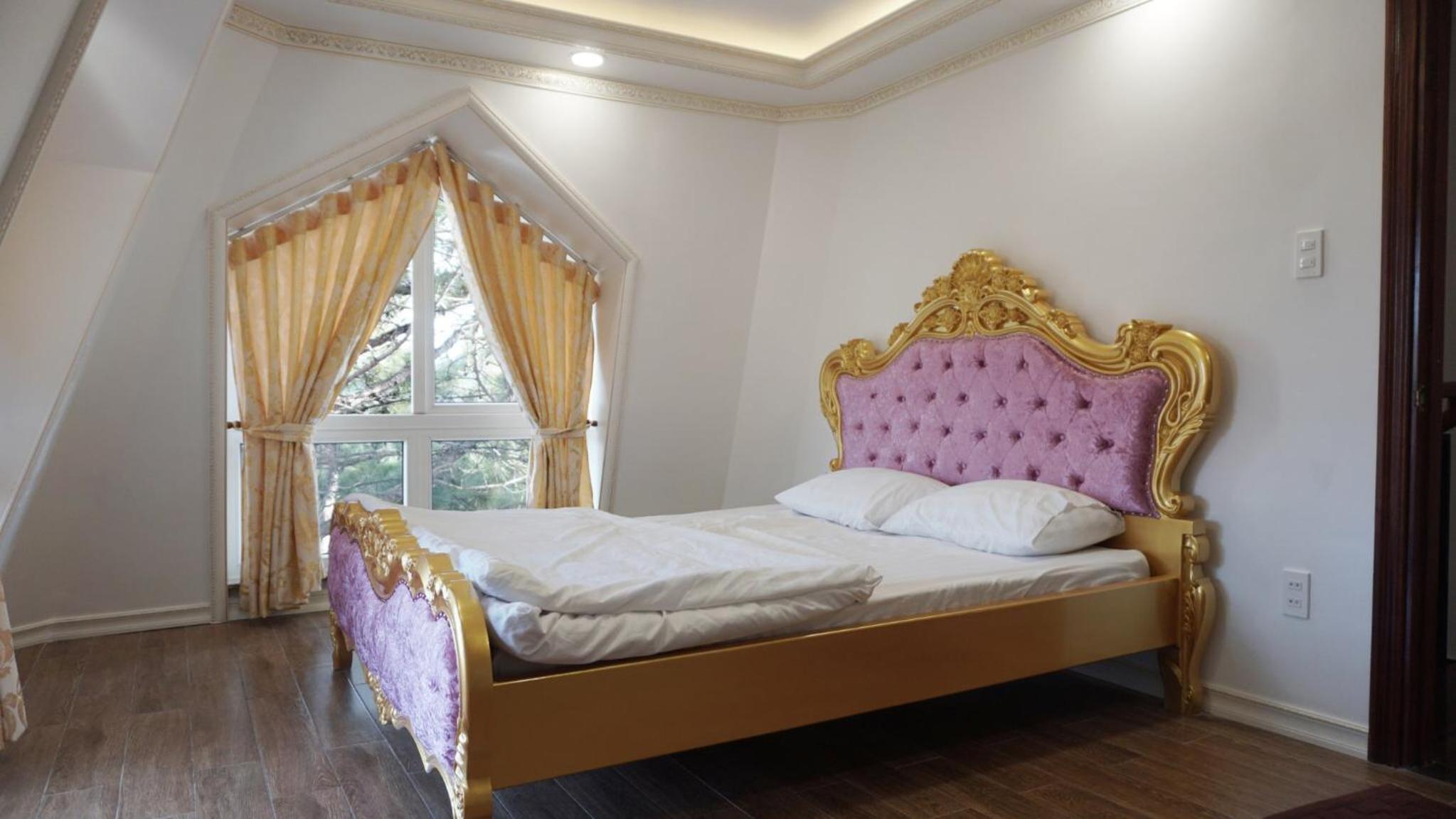 Two-Bedroom Apartment - Photo 18