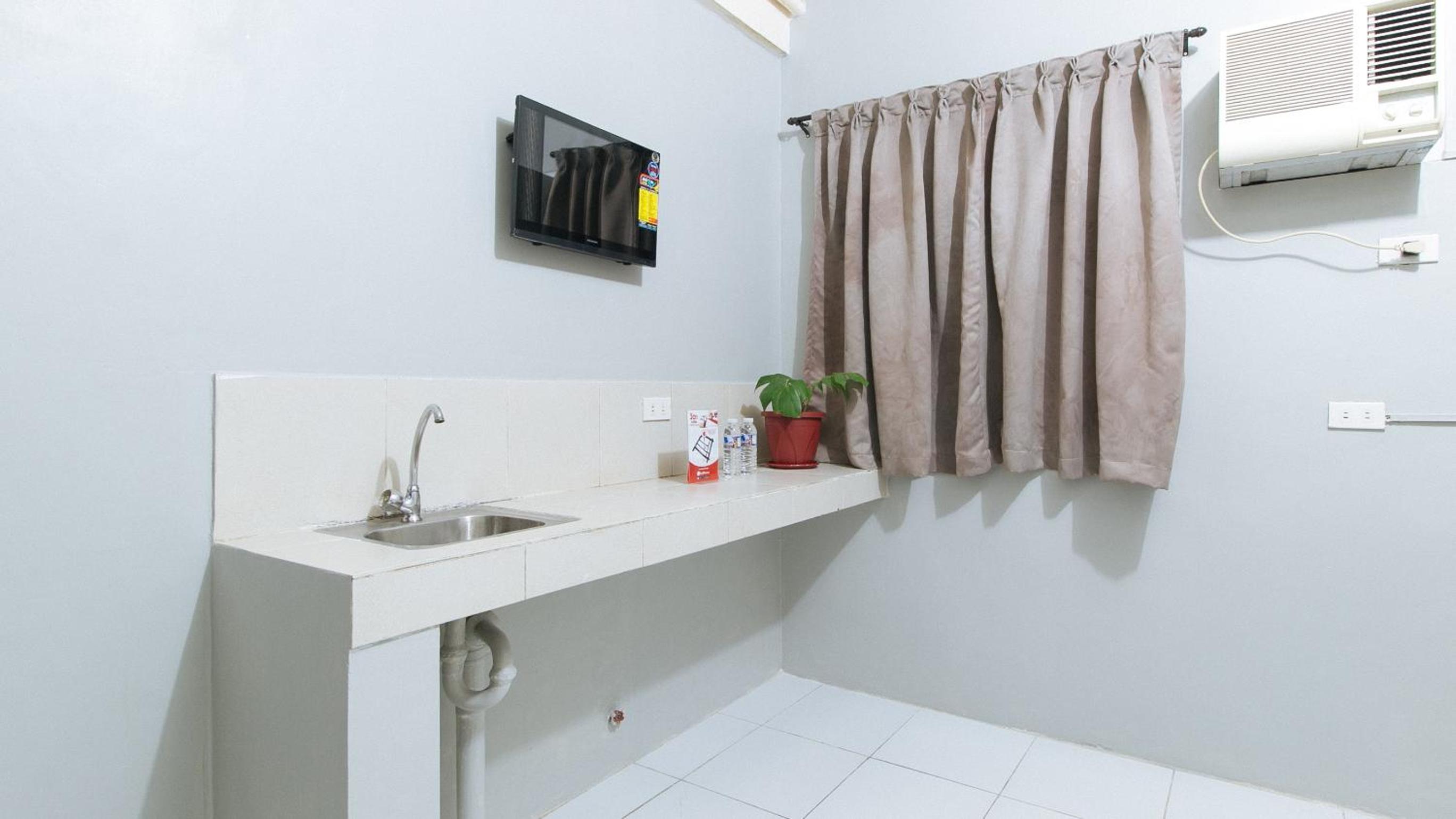 Double Room - Photo 4