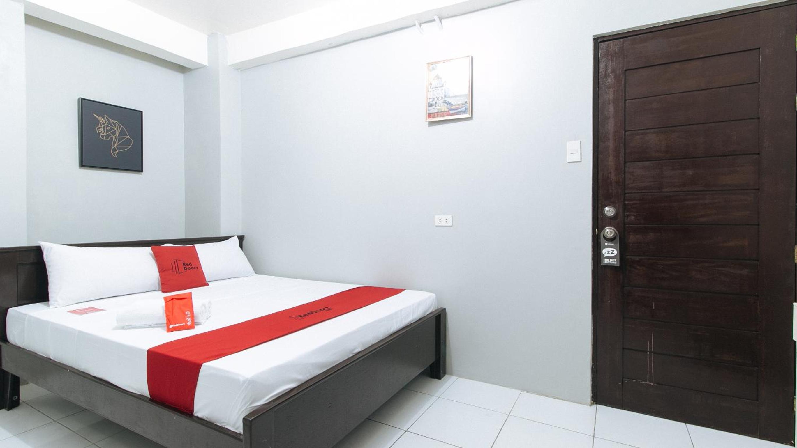 Double Room - Photo 5