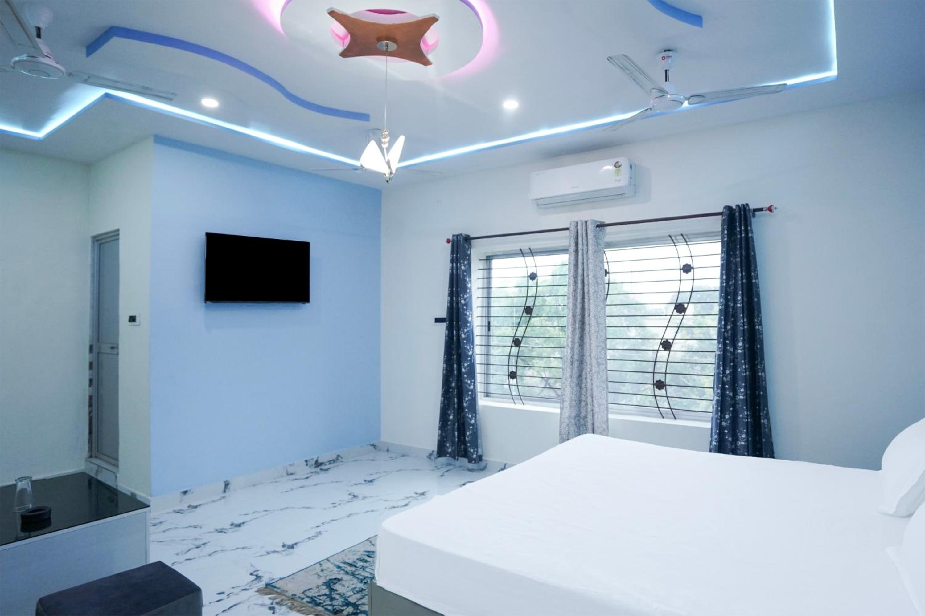Classic Triple Room photo 1
