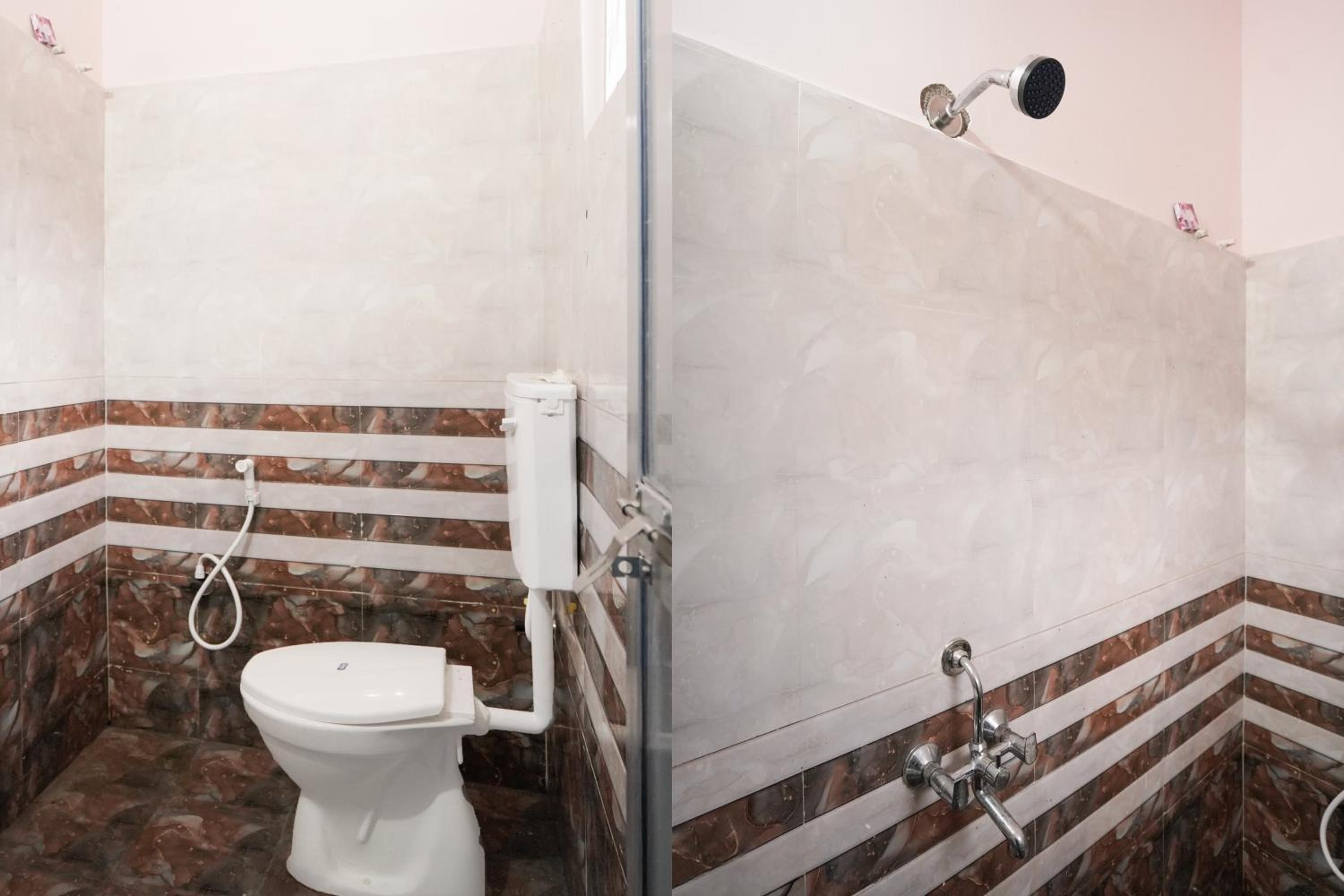 Triple Room With Bathroom photo 2