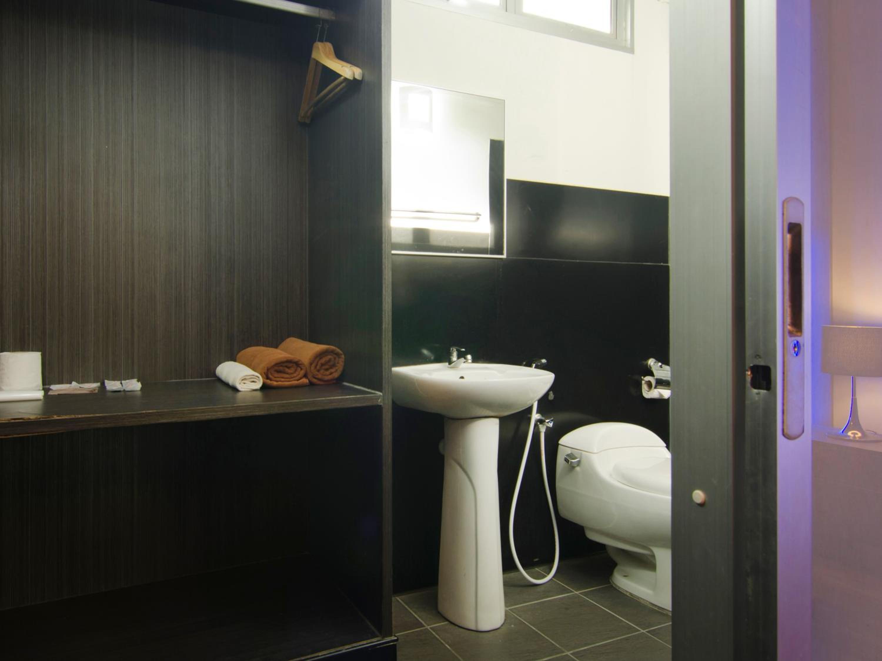 Superior Twin Room - Photo 8