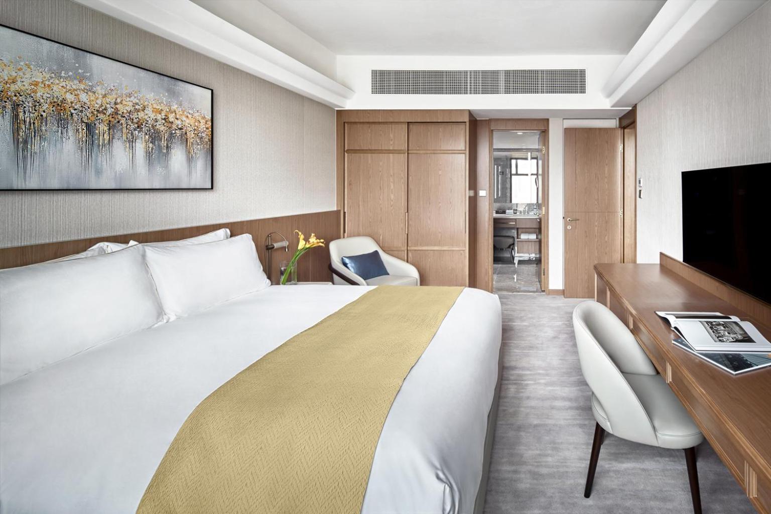 Premium City Suite photo 1